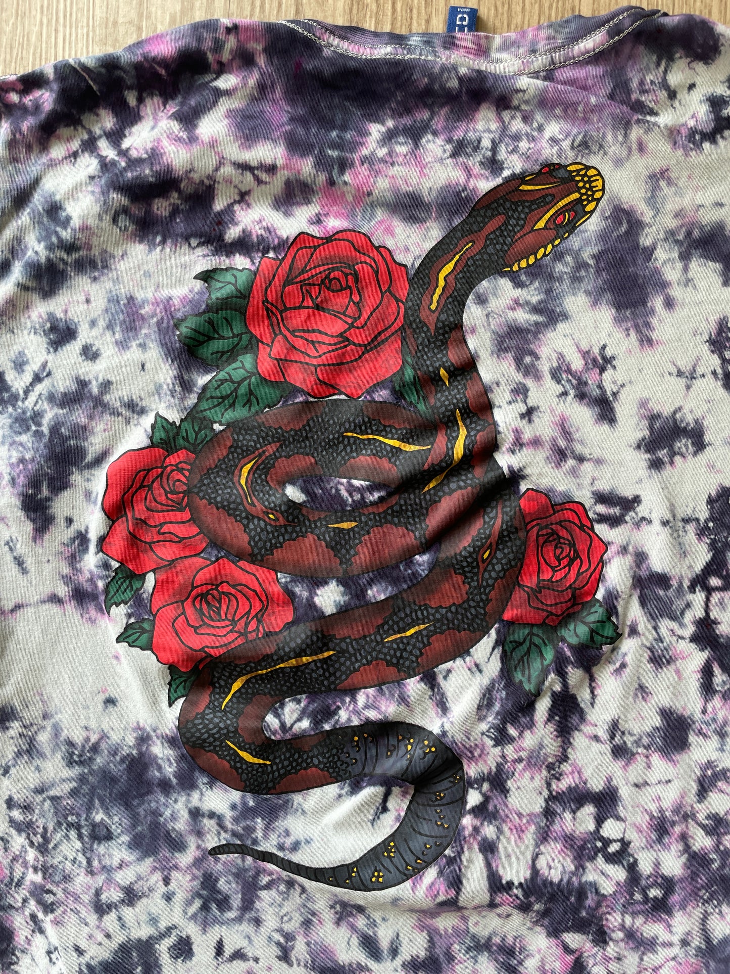 MEDIUM Women’s Snake and Roses Tie Dye Short Sleeve T-Shirt | One-Of-a-Kind Upcycled Black, Pink, and White Crumpled Top