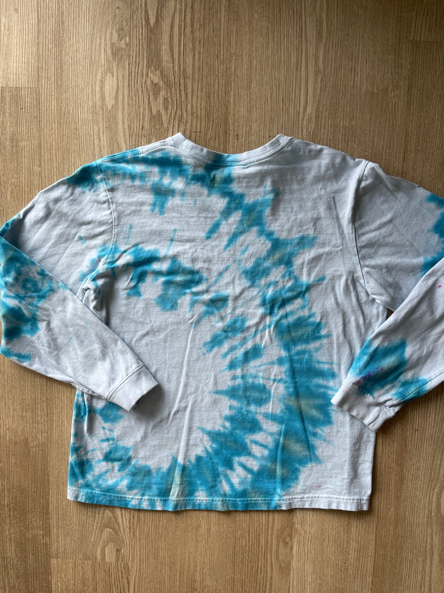 MEDIUM Men's Desert Cactus Tie Dye Long Sleeve T-Shirt | One-Of-a-Kind Blue and White Spiral Short Sleeve