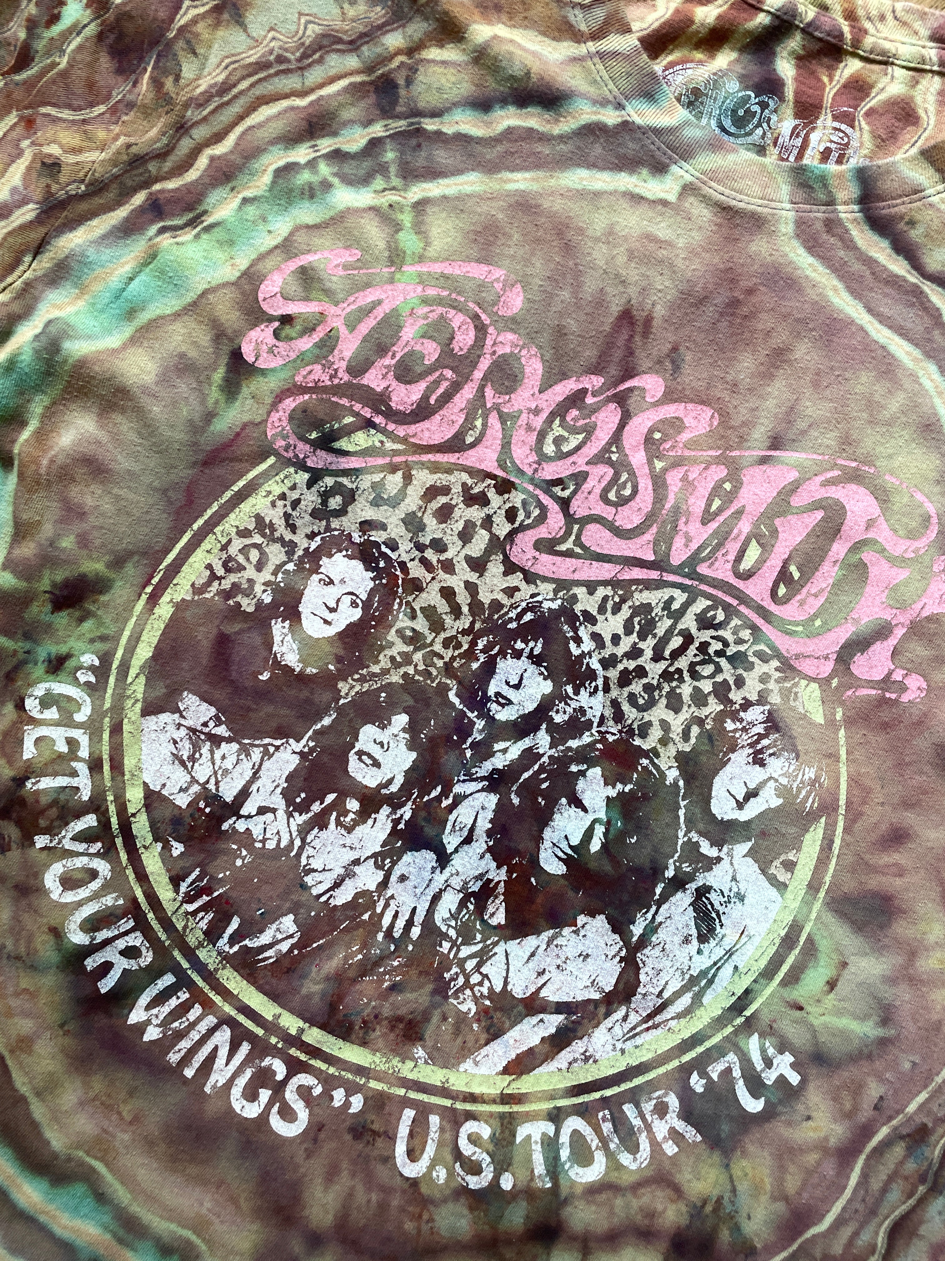 Aerosmith Fungi Geode Short Sleeve Tie Dye T-Shirt | Women's Large