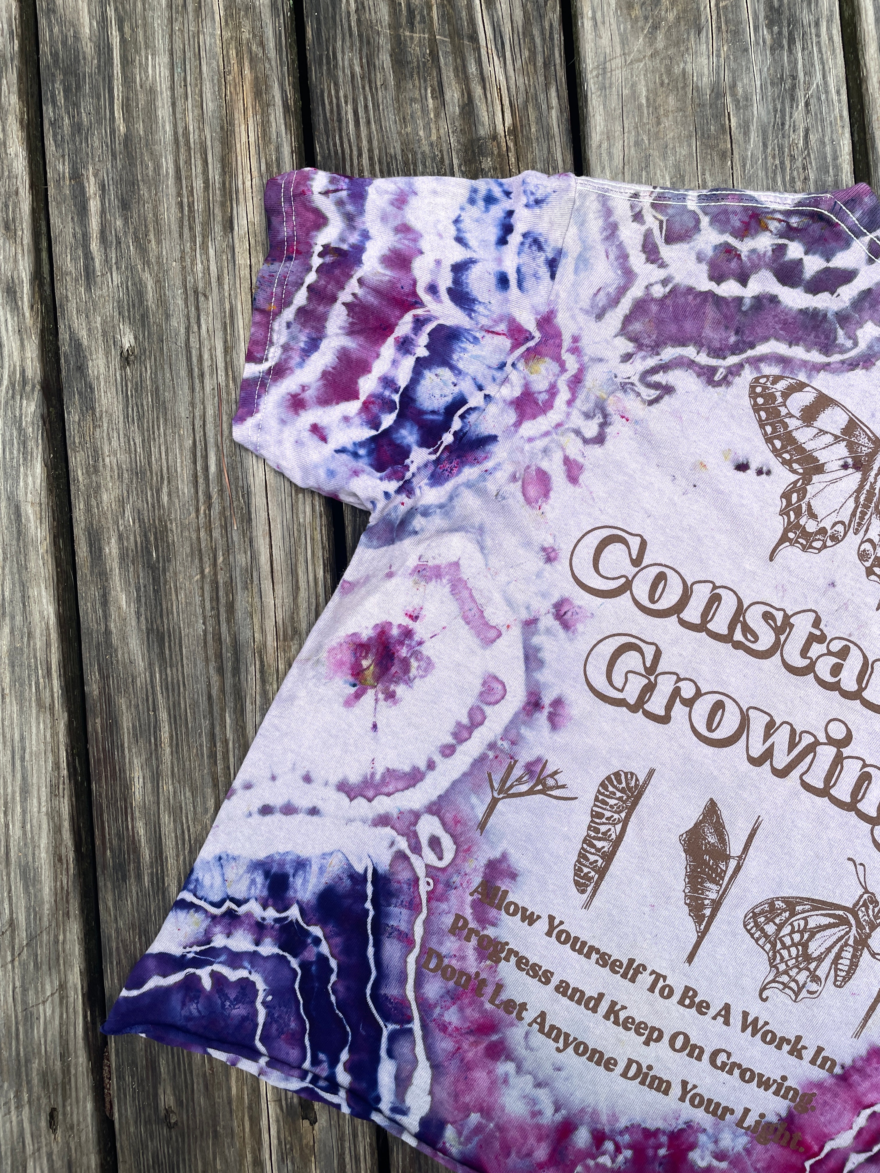 Purple Butterfly Geode Short Sleeve Tie Dye Crop Top | Unisex Medium