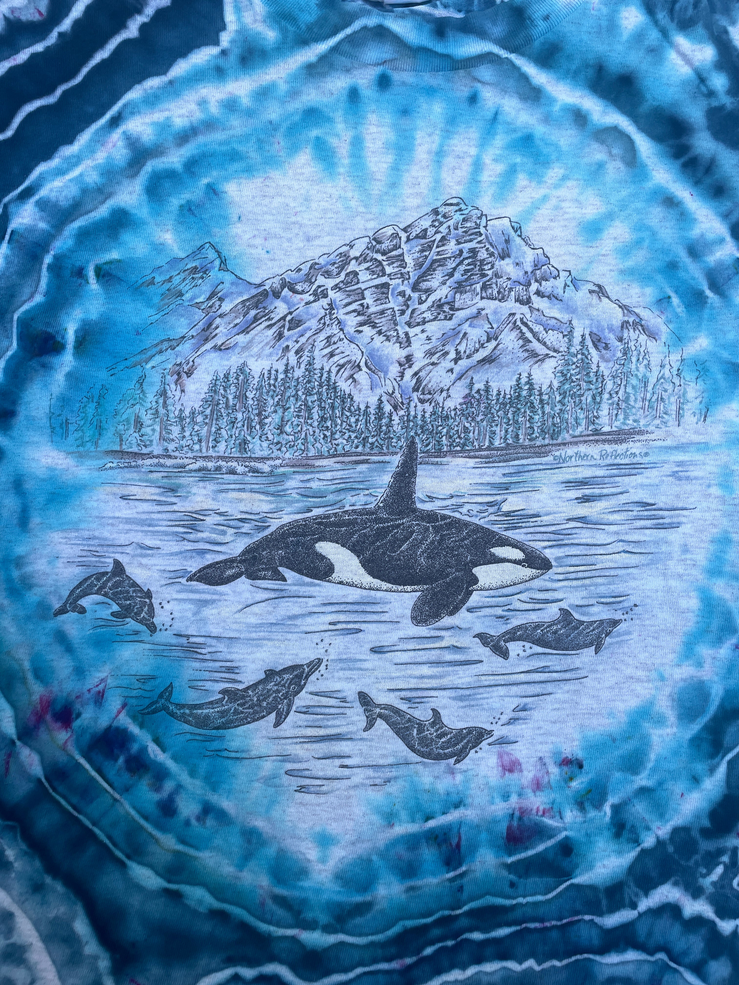 Blue Waves and Whales Geode Short Sleeve Tie Dye T-Shirt | Men's Small