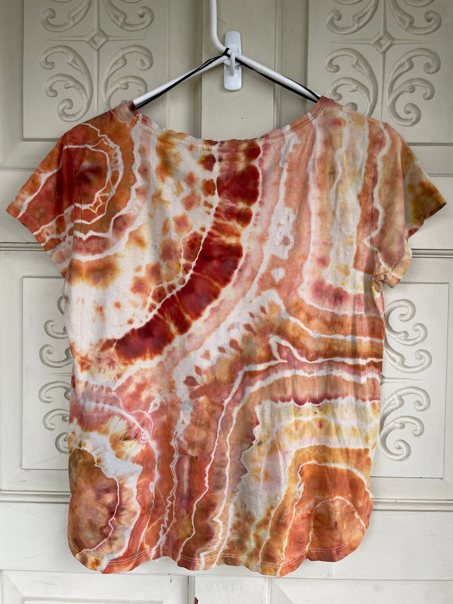 Medium Women's Delicate Arch Handmade Geode Tie Dye T-Shirt | One-Of-a-Kind Upcycled Orange and White Earth Tones Short Sleeve Shirt