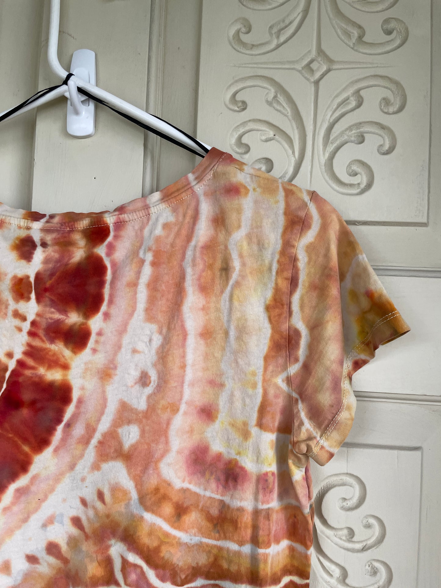 Medium Women's Delicate Arch Handmade Geode Tie Dye T-Shirt | One-Of-a-Kind Upcycled Orange and White Earth Tones Short Sleeve Shirt