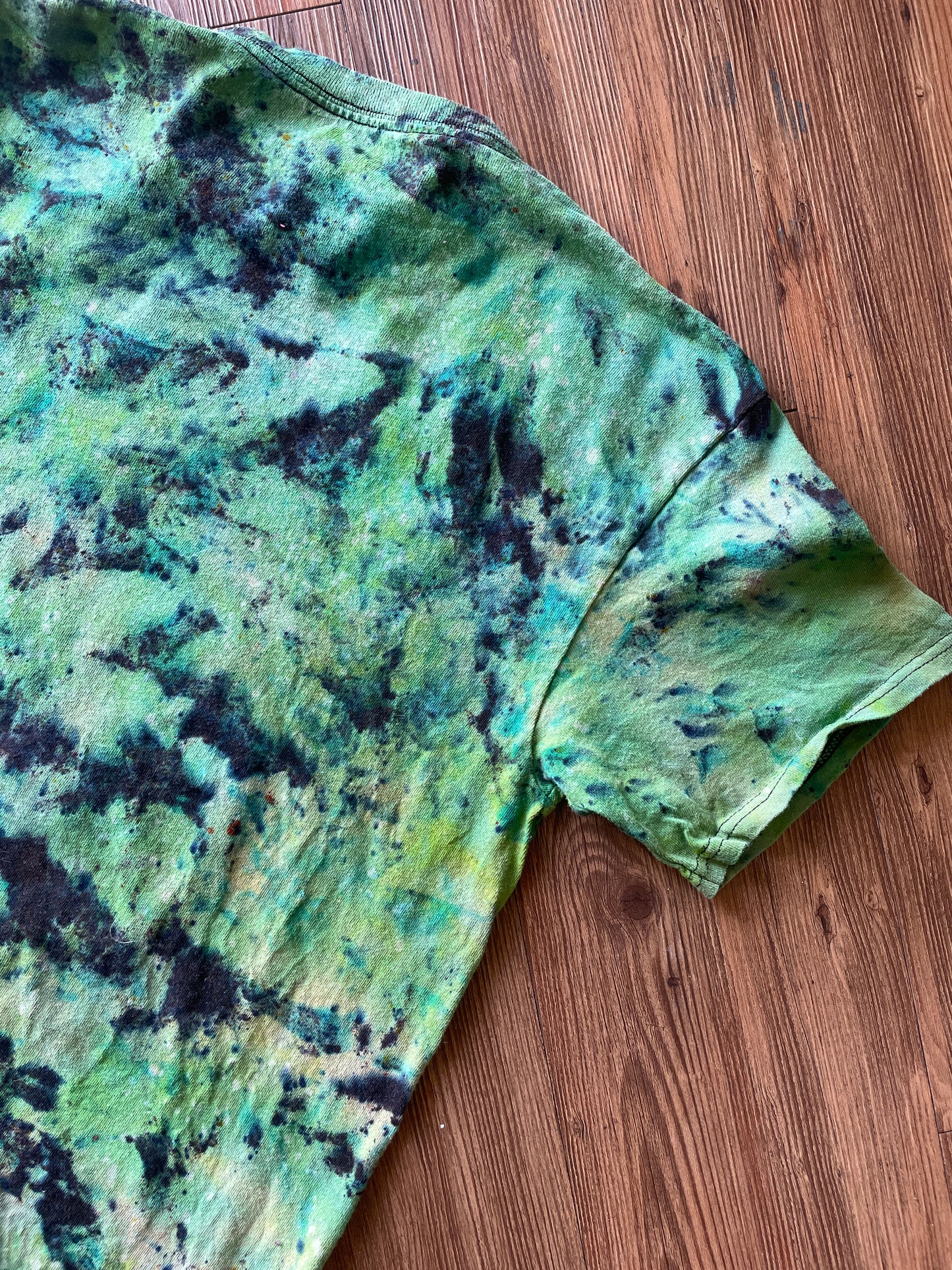 Medium Men’s Pikachu Handmade Tie Dye T-Shirt | Pokemon Tie Dye Short Sleeve