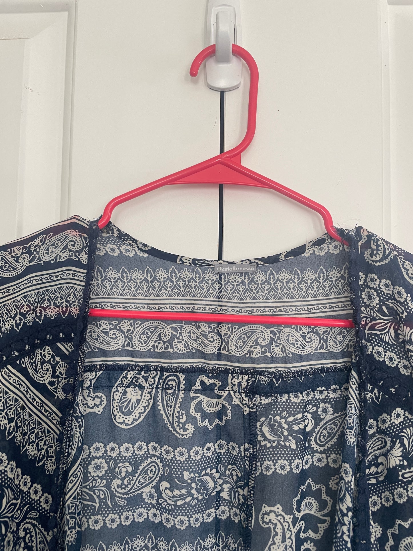 Women’s Small Charlotte Russe Navy Blue and White Paisley Sheer Kimono Duster