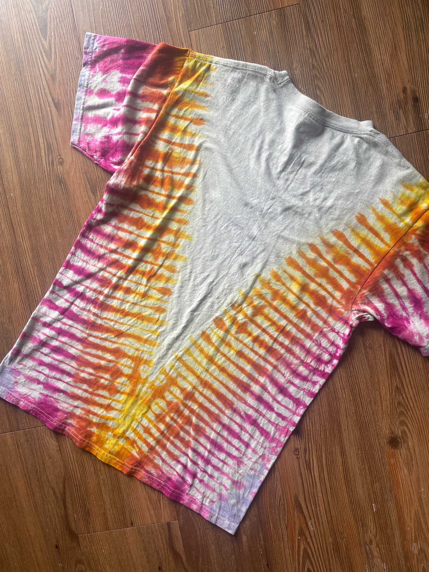 Medium Men’s VOTE Handmade Tie Dye T-Shirt | Warm Tones Earth Tones V-Pleated Tie Dye Short Sleeve