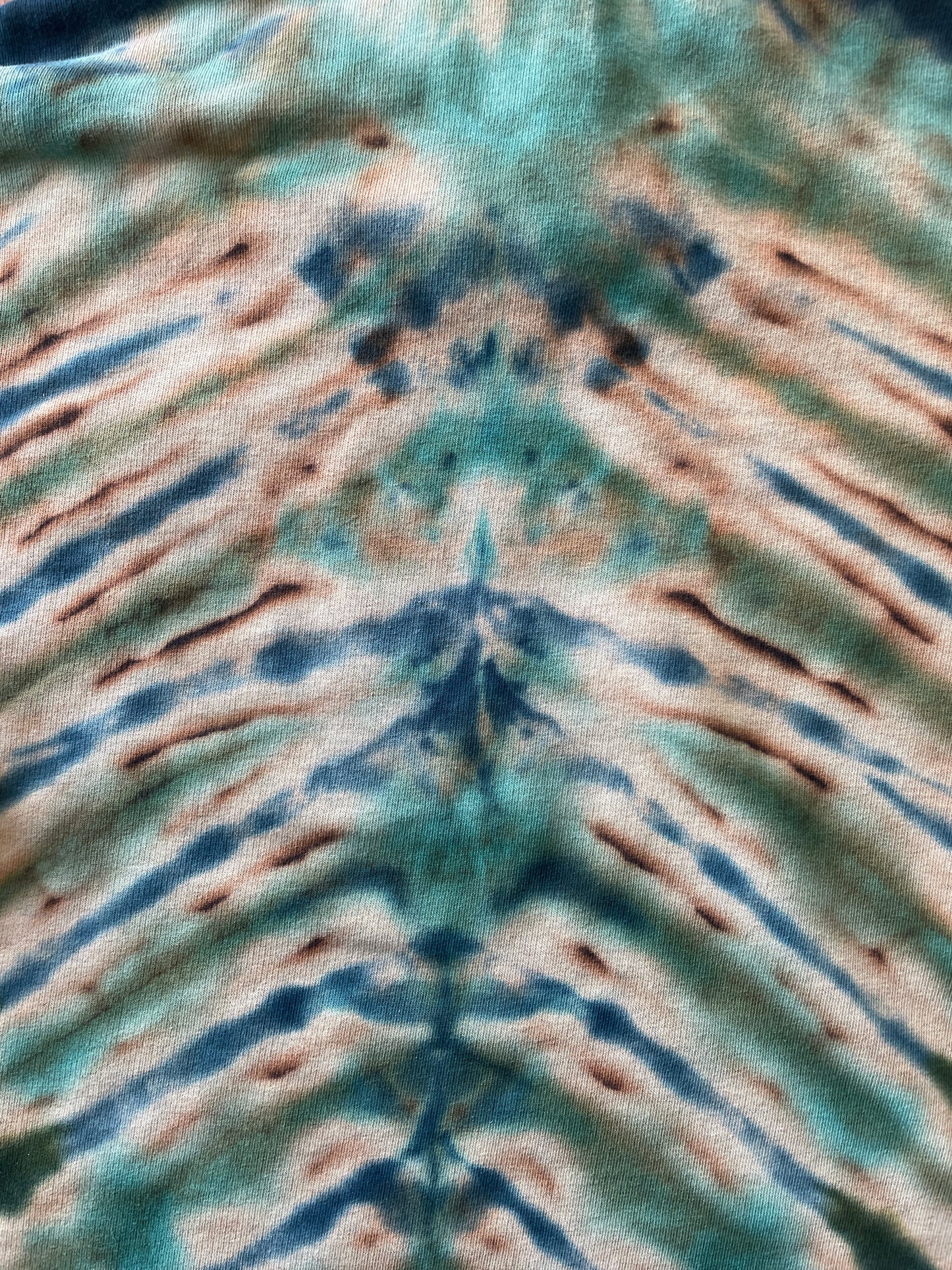 MEDIUM Women’s Puma Handmade Tie Dye Cropped Hoodie | One-Of-a-Kind Black and Blue Long Sleeve Sweatshirt