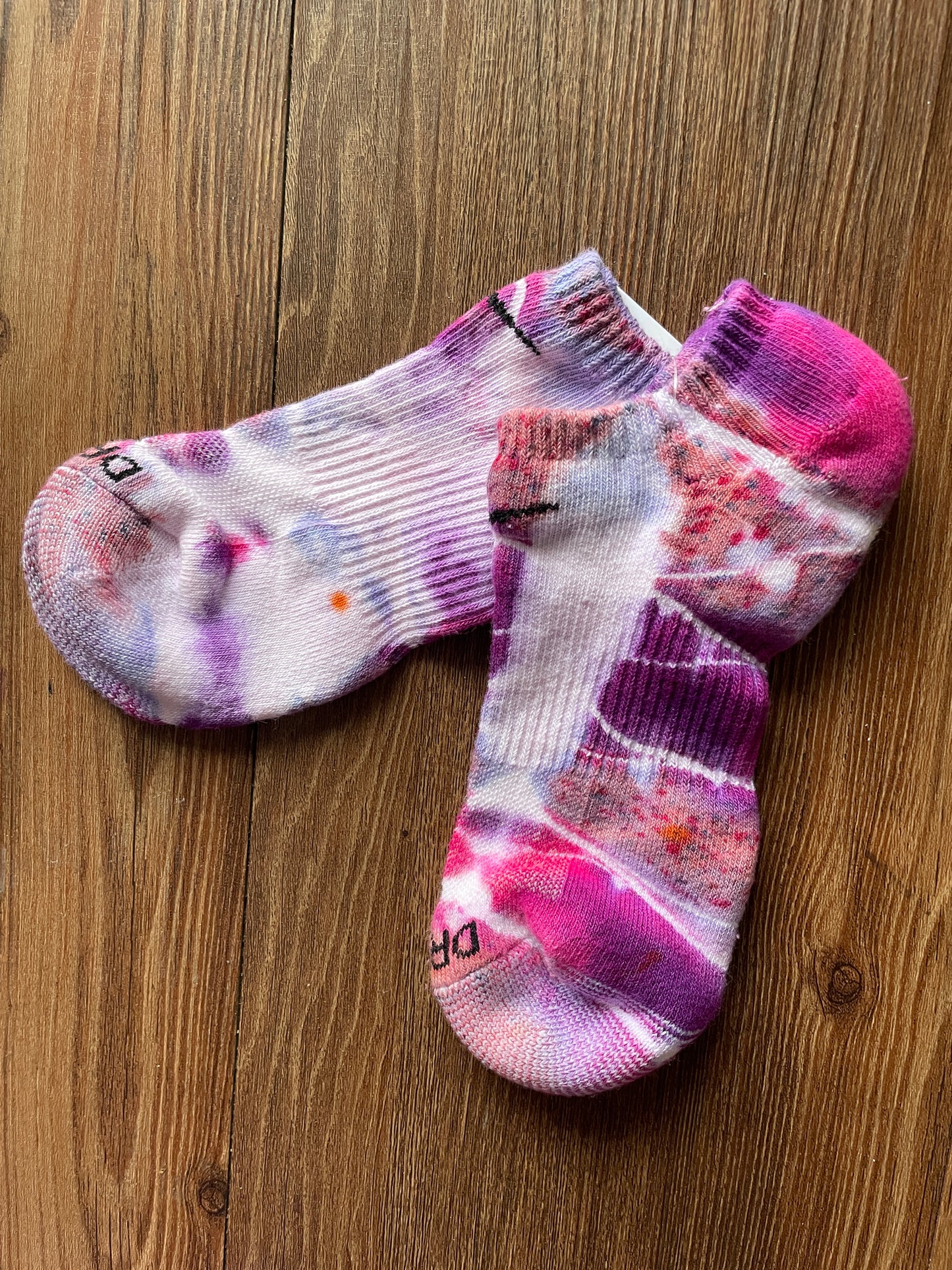 Pastel Purple, Pink, and White Tie Dye Nike Dri-FIT Everyday Plus Ankle Socks - Size Medium (Men's 6-8/Women's 7-10)
