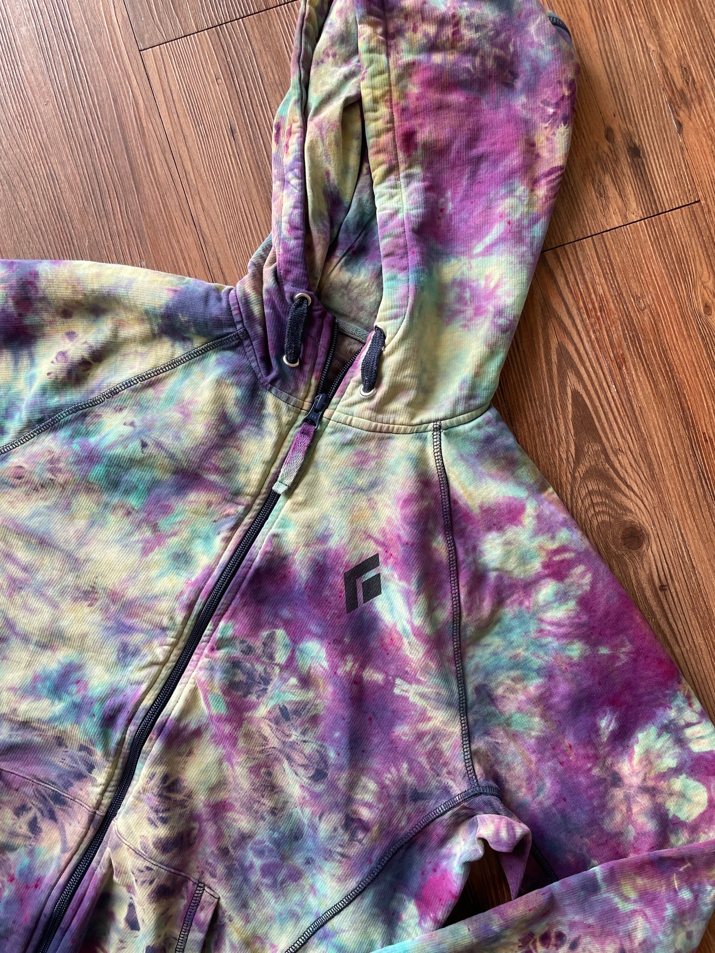 MEDIUM Men’s Black Diamond Chalked Up Handmade Tie Dye Hoodie | One-Of-a-Kind Pastel Purple and Blue Long Sleeve Sweatshirt