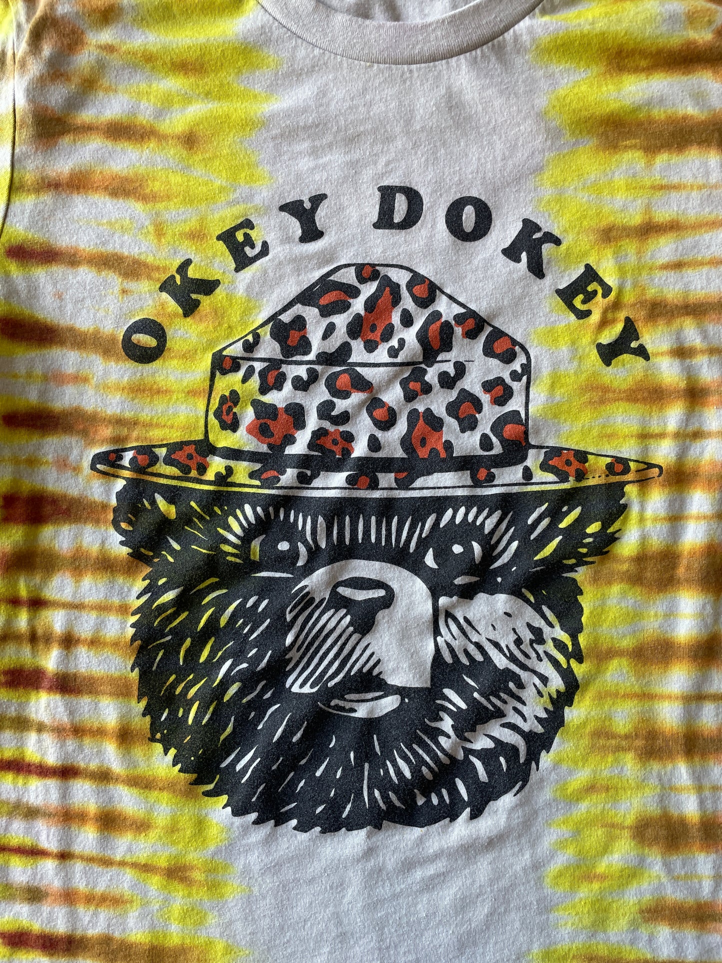 MEDIUM Men’s Okey Dokey Smokey Handmade Tie Dye T-Shirt | One-Of-a-Kind White and Yellow Short Sleeve