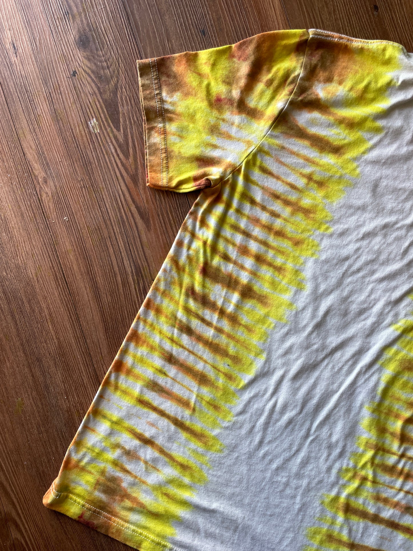 MEDIUM Men’s Okey Dokey Smokey Handmade Tie Dye T-Shirt | One-Of-a-Kind White and Yellow Short Sleeve