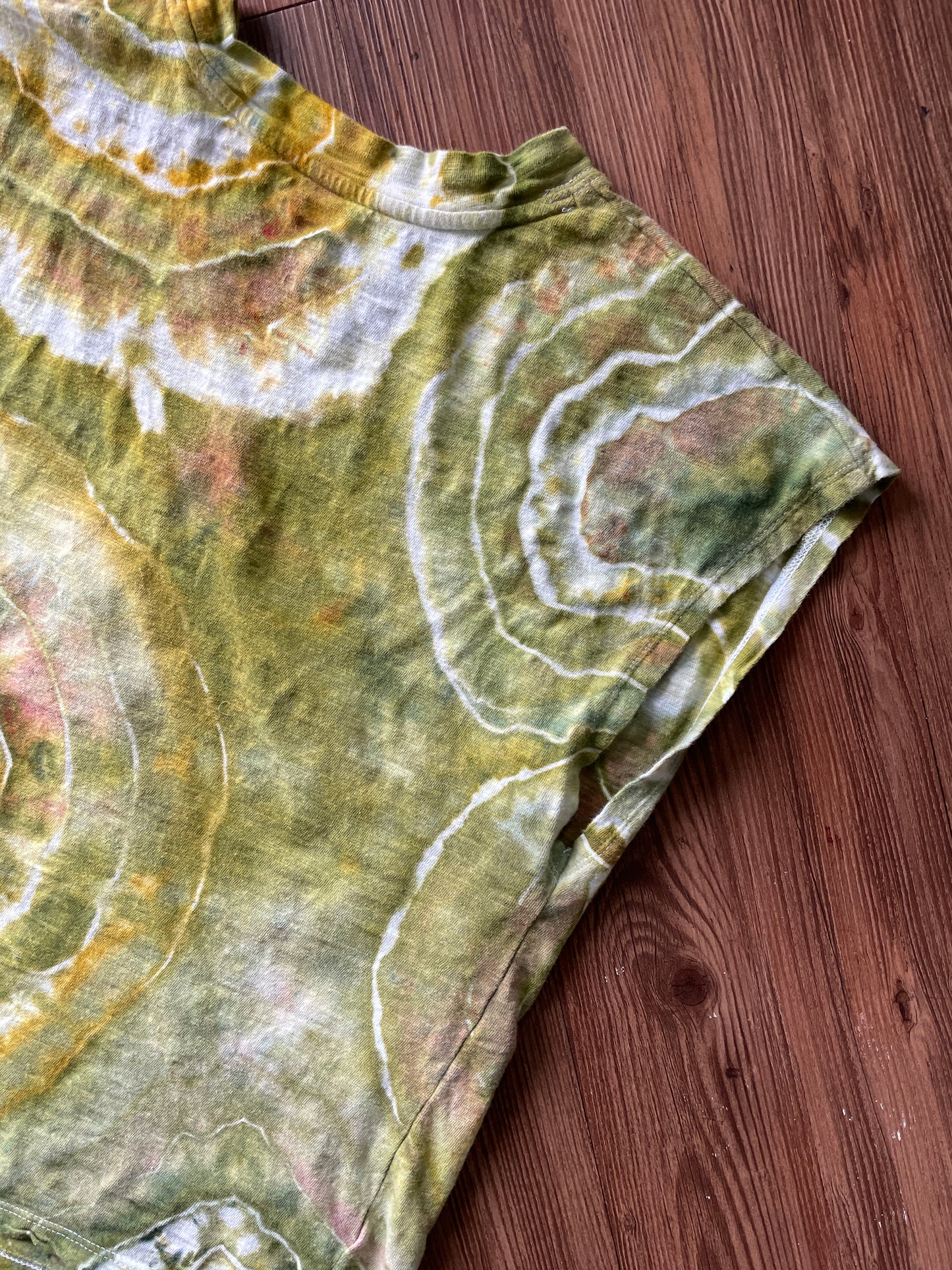 MEDIUM Women’s Earth Tones Geode Handmade Tie Dye Muscle Tee | One-Of-a-Kind Green and Yellow Short Sleeve T-Shirt