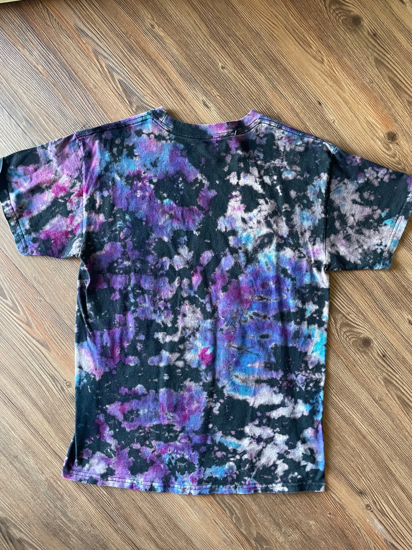 Medium Men’s Pass The Love Handmade Reverse Tie Dye T-Shirt | Black and Purple Crumpled Tie Dye Short Sleeve