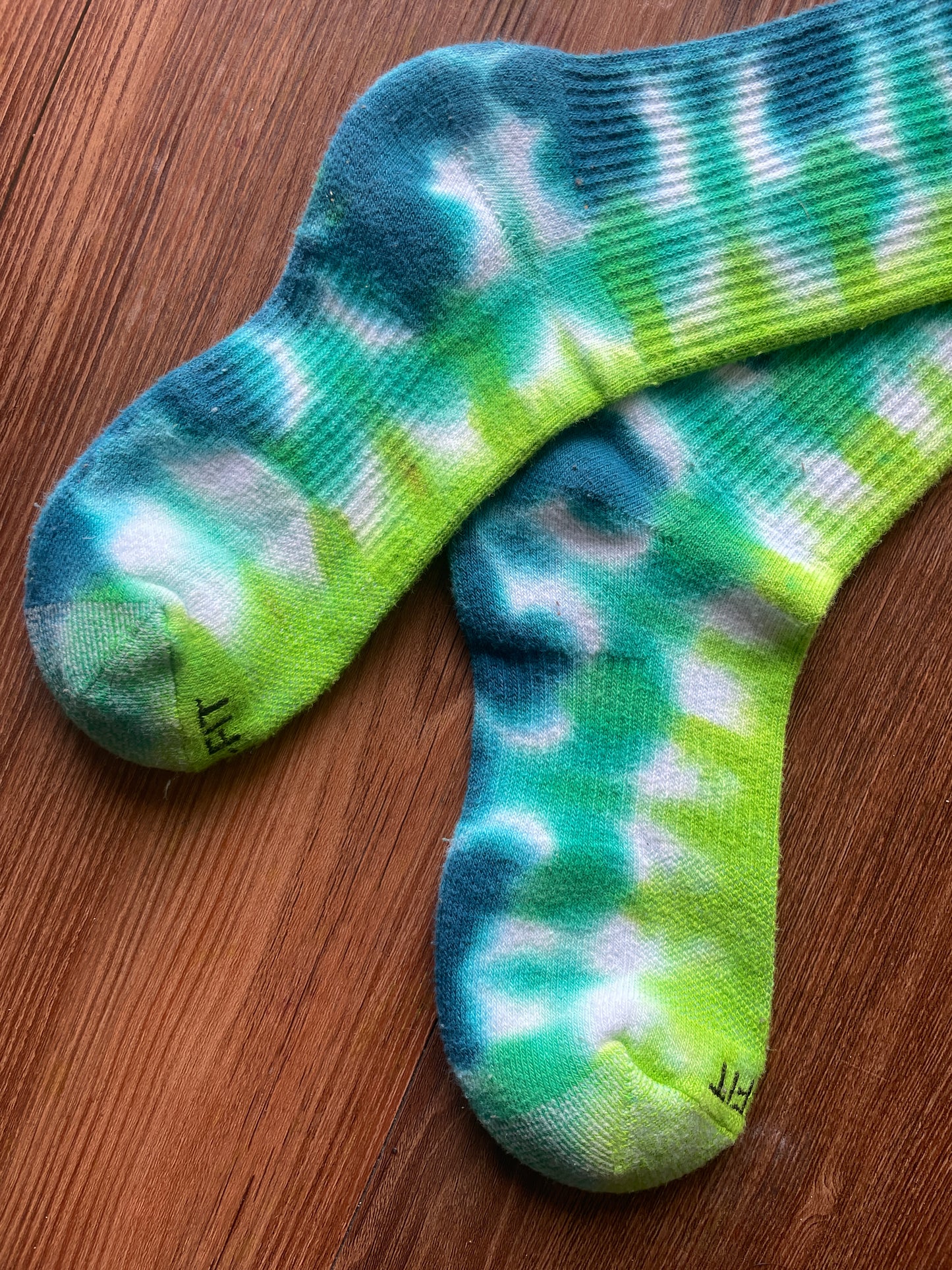 Blue, Green, and Teal Tie Dye Nike Dri-FIT Training Socks - Size Medium (Men's 6-8/Women's 7-10)