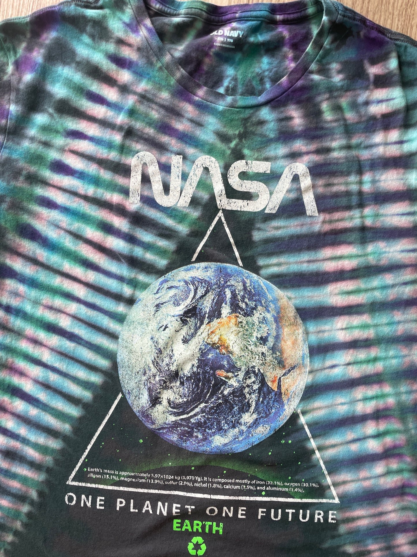 2XL Men’s NASA Planet Earth Handmade Reverse Tie Dye T-Shirt | One-Of-a-Kind Gray, Green, and Blue Short Sleeve