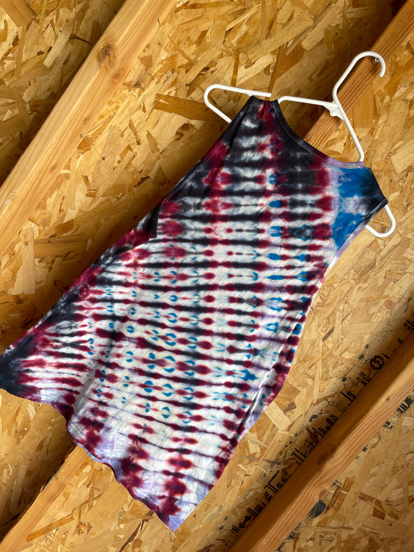 MEDIUM Men's Oakley Reverse Tie Dye Tank Top | Red White and Blue Summer Tie Dye Tank