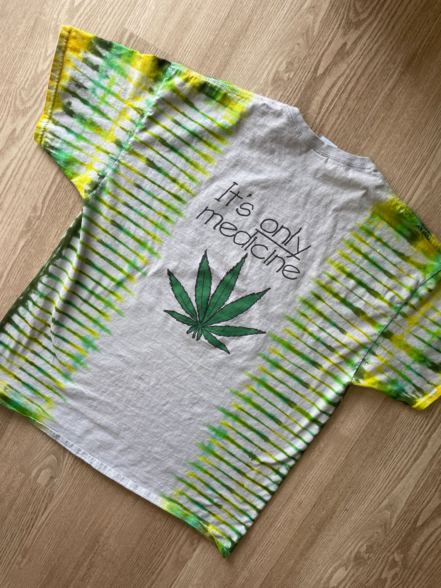 2XL Men’s Vintage Free Weed | It's Only Medicinal Double-Sided Handmade Tie Dye T-Shirt | One-Of-a-Kind White and Green Vintage Short Sleeve Shirt