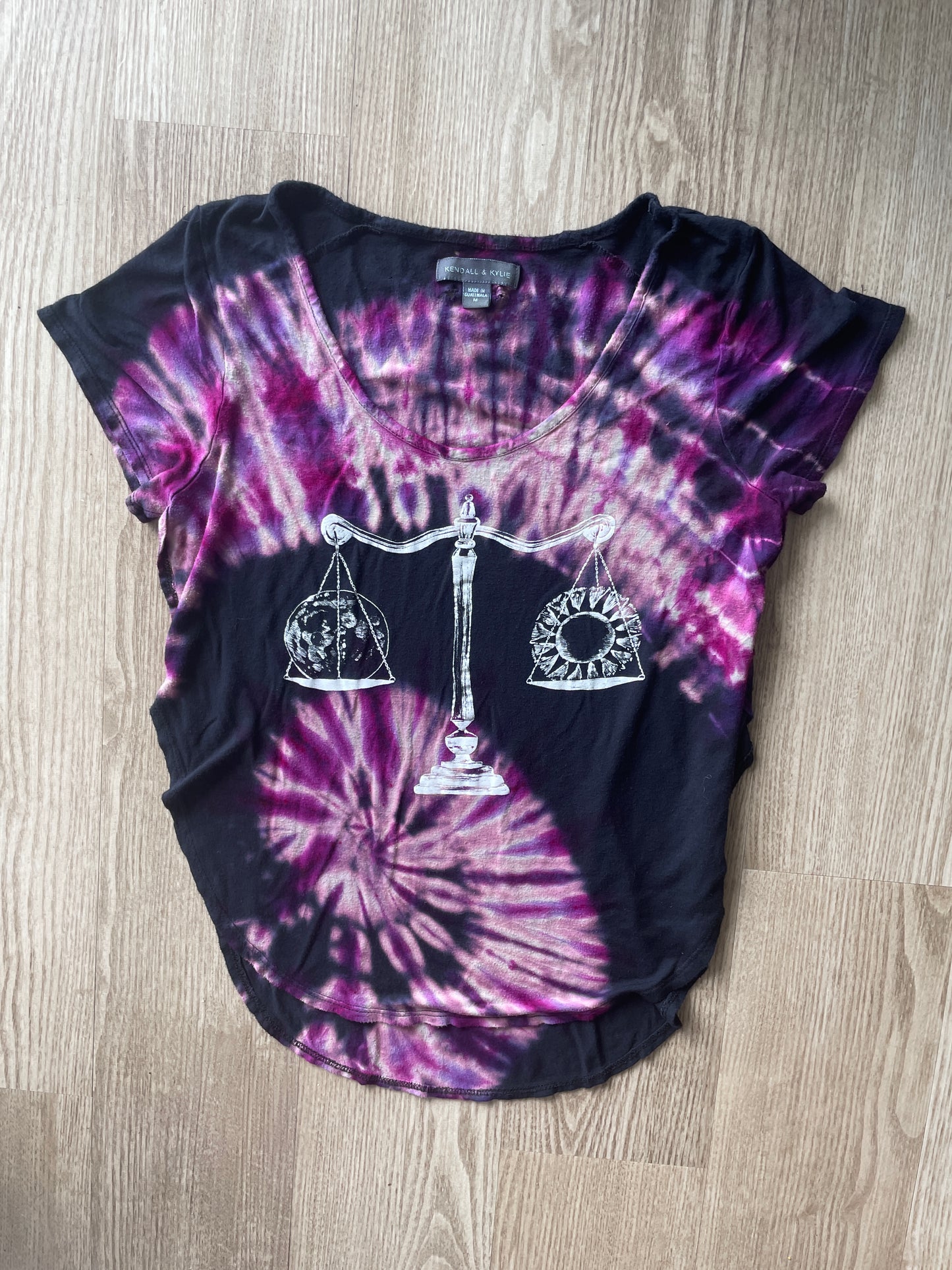 MEDIUM Women’s Libra The Scales Handmade Reverse Tie Dye Flowy Tee | One-Of-a-Kind Black and Purple Side Slit Short Sleeve T-Shirt