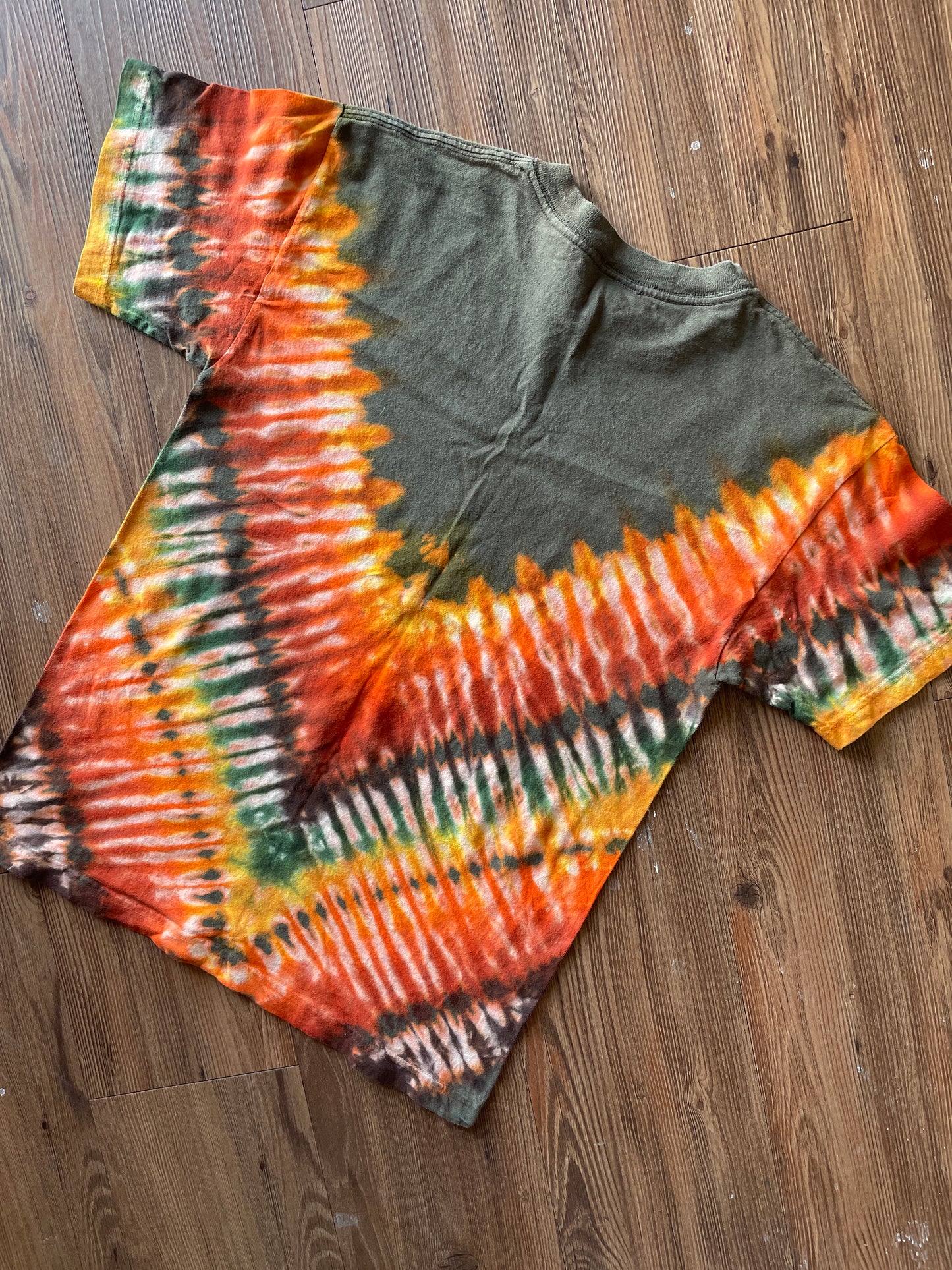 MEDIUM Men’s Rocky Mountain National Park Colorado Tie Dye T-Shirt | Extreme Adventure Sports Wildlife Handmade Reverse Tie Dye Short Sleeve