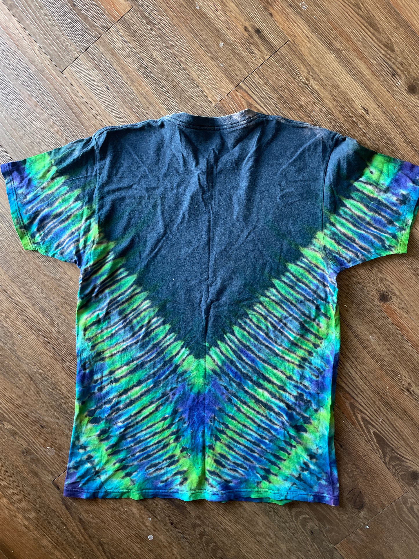 LARGE Men’s Rick and Morty Tie Dye T-Shirt | Adult Swim Characters Reverse Tie Dye Short Sleeve
