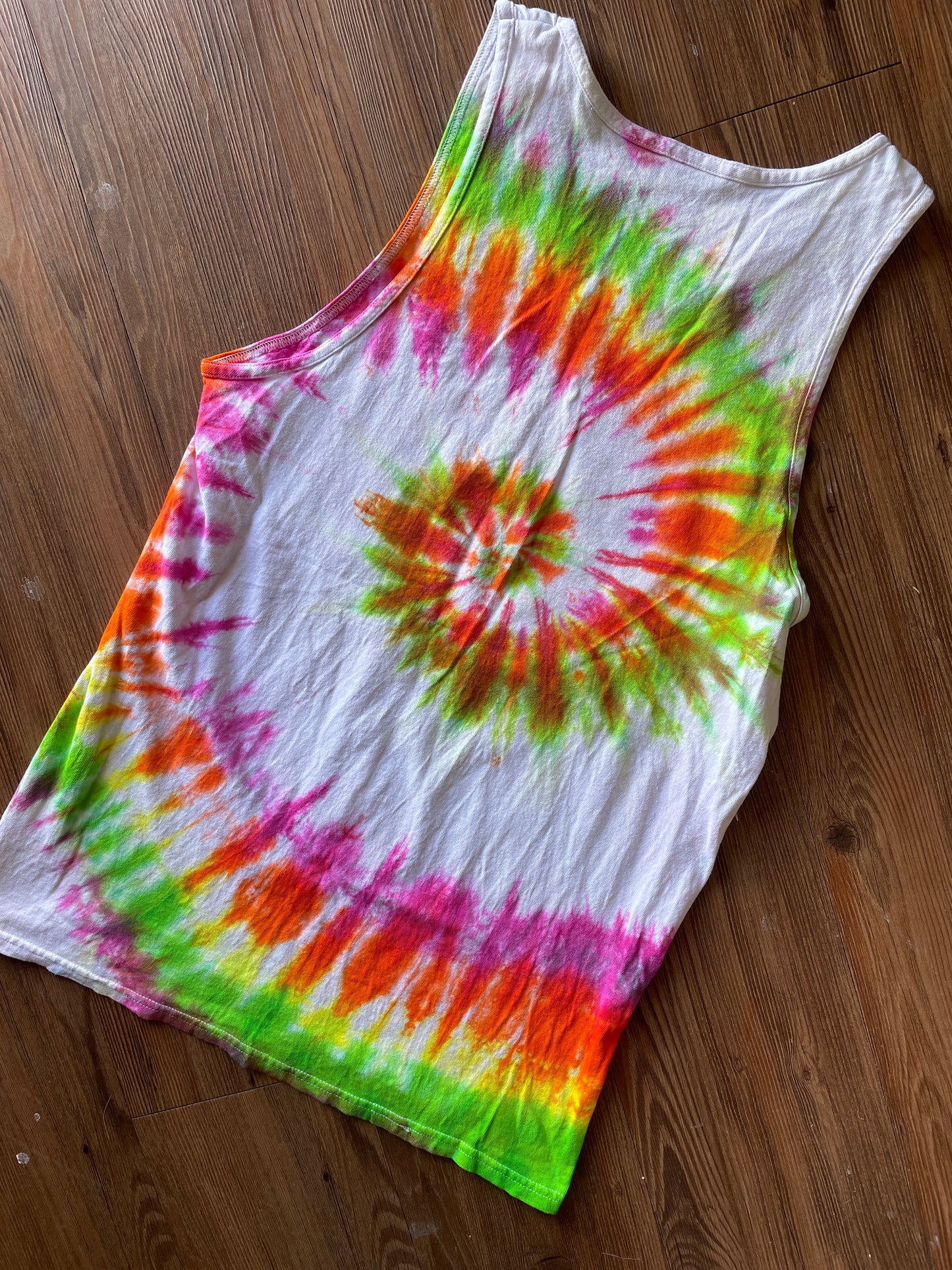 MEDIUM Men’s Neon Palm Tree Tie Dye Tank Top | Orange and Pink Tie Dye Sleeveless Top