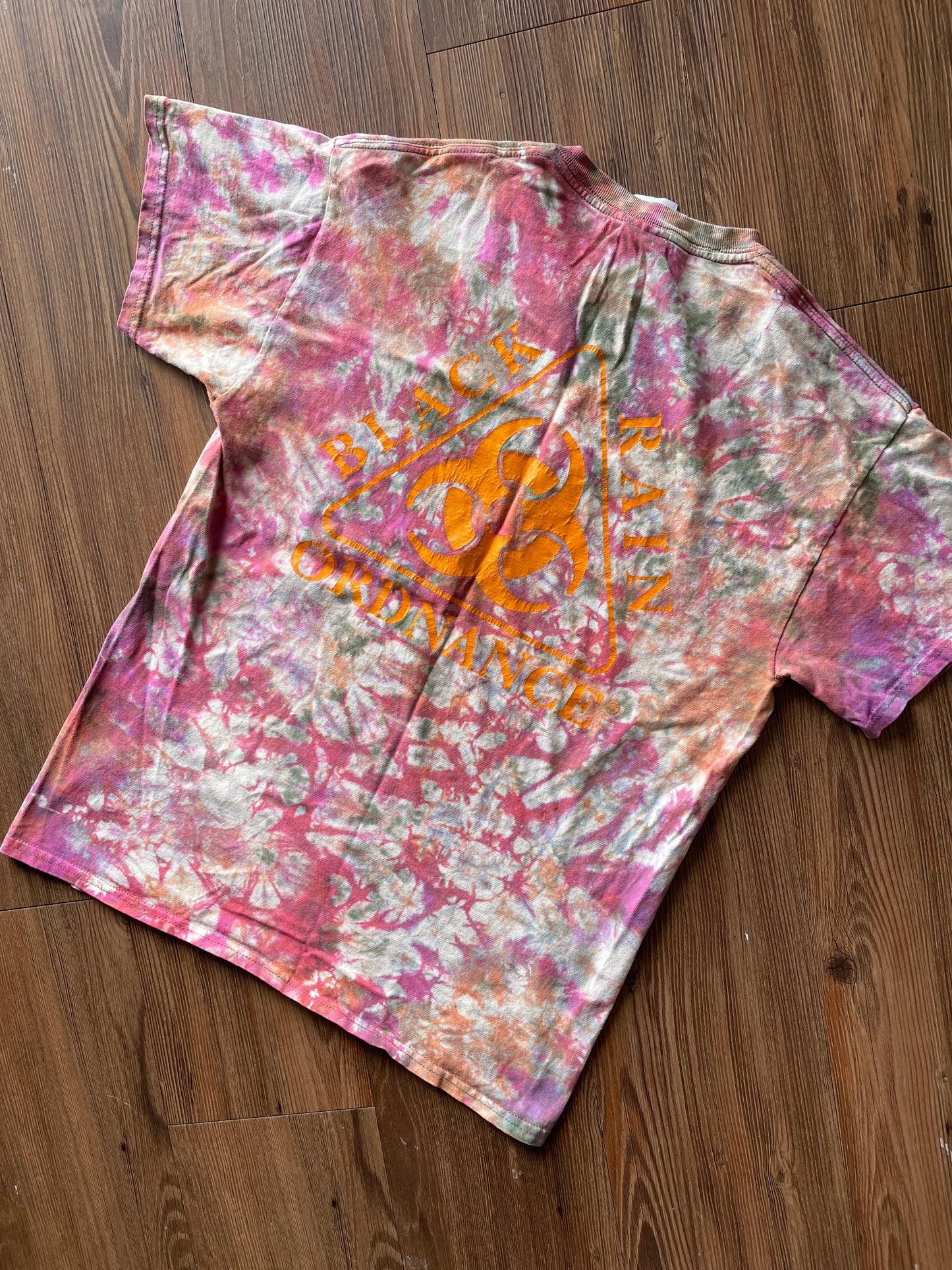 MEDIUM Men’s Black Rain Ordinance Tie Dye T-Shirt | Orange and Pink Reverse Tie Dye Short Sleeve