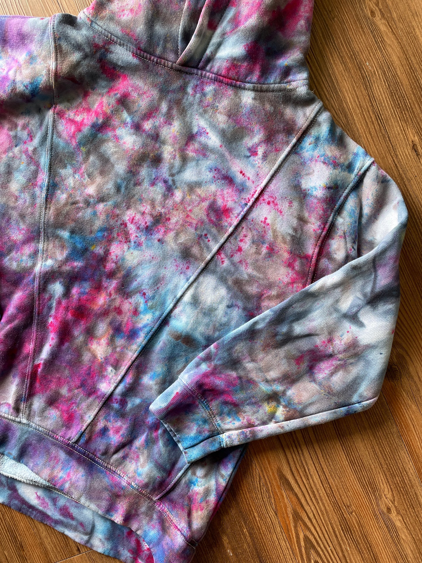 MEDIUM Women’s ZARA Galaxy Dye Tie Dye Sweatshirt | Blue and Purple Space Ice Dye Tie Dye Hoodie