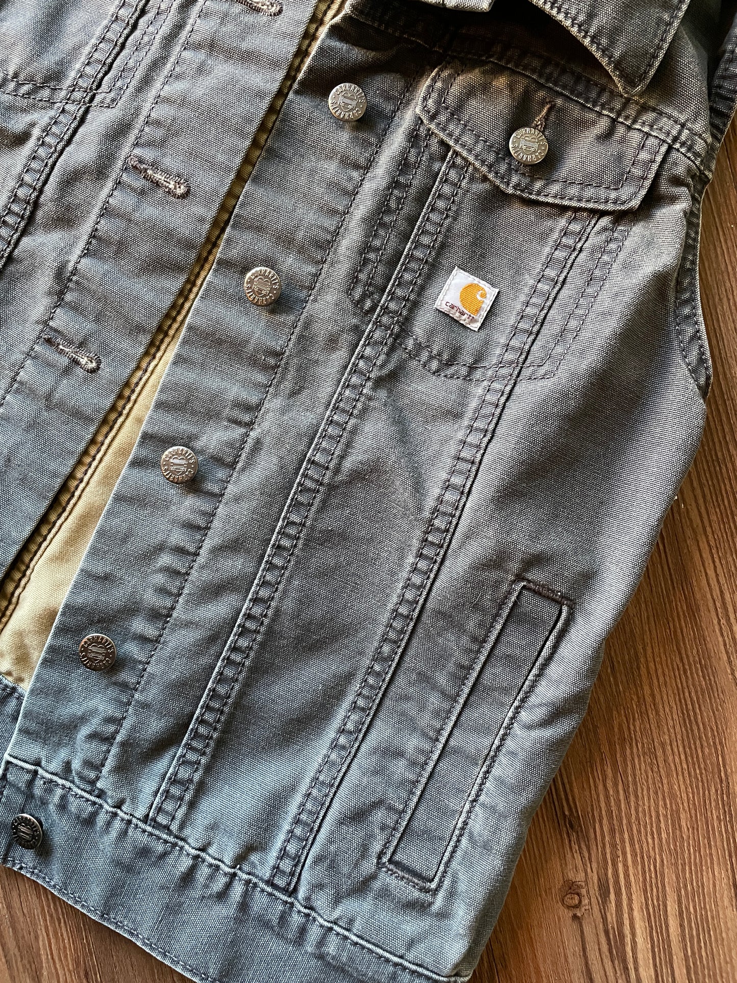 Small Women’s Carhartt Gray Tomgirl Hooded Vest