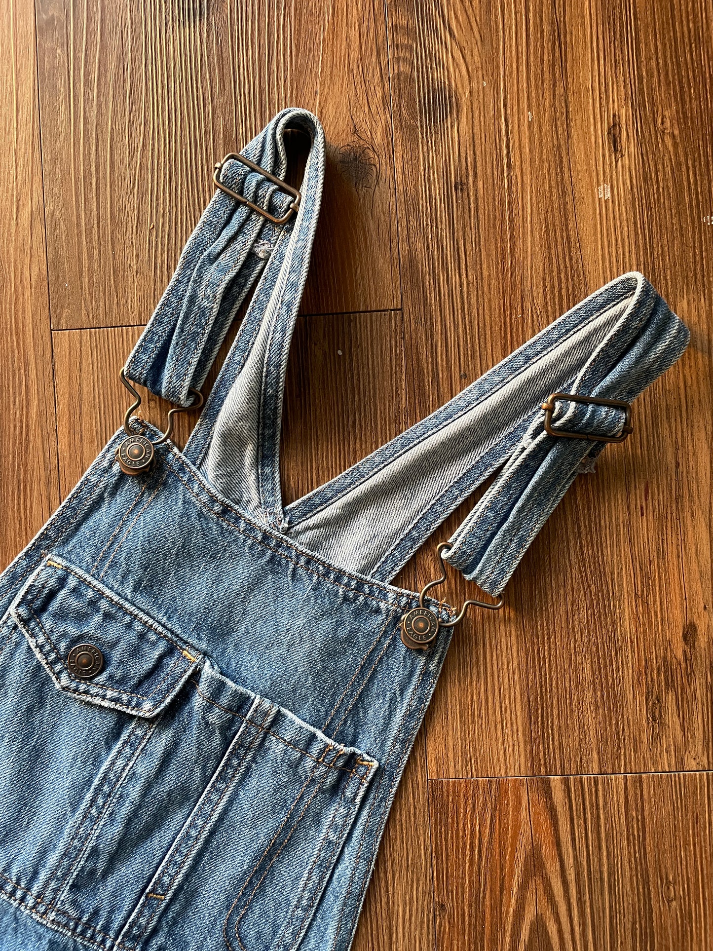 Women’s Small American Eagle Denim Tomgirl Overall Shorts