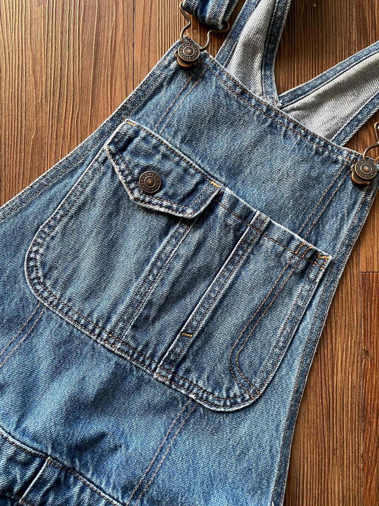 Women’s Small American Eagle Denim Tomgirl Overall Shorts