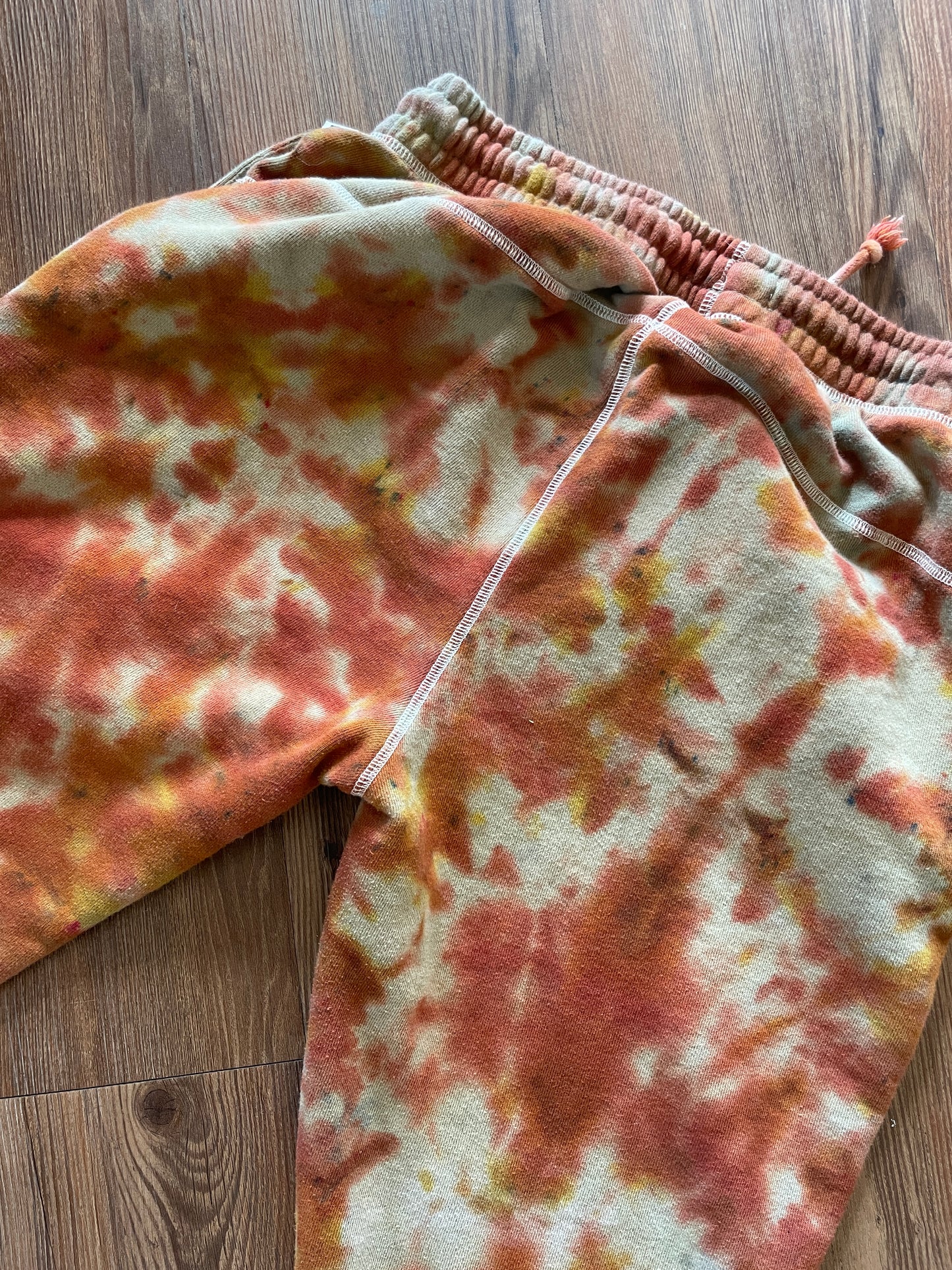 Medium Women’s Free Assembly Earth Tones Handmade Tie Dye Sweatpants | Green, Yellow, and Orange Crumpled Tie Dye Fleece Pants