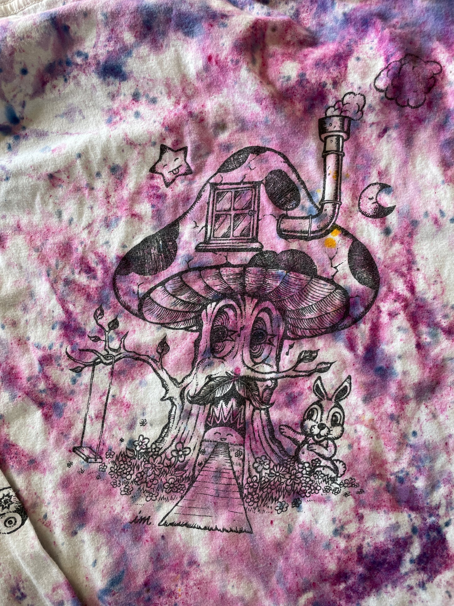 Medium Women's Mushroom Face Handmade Tie Dye Long Sleeve T-Shirt | Pink and Purple Crumpled Tie Dye Long Sleeve