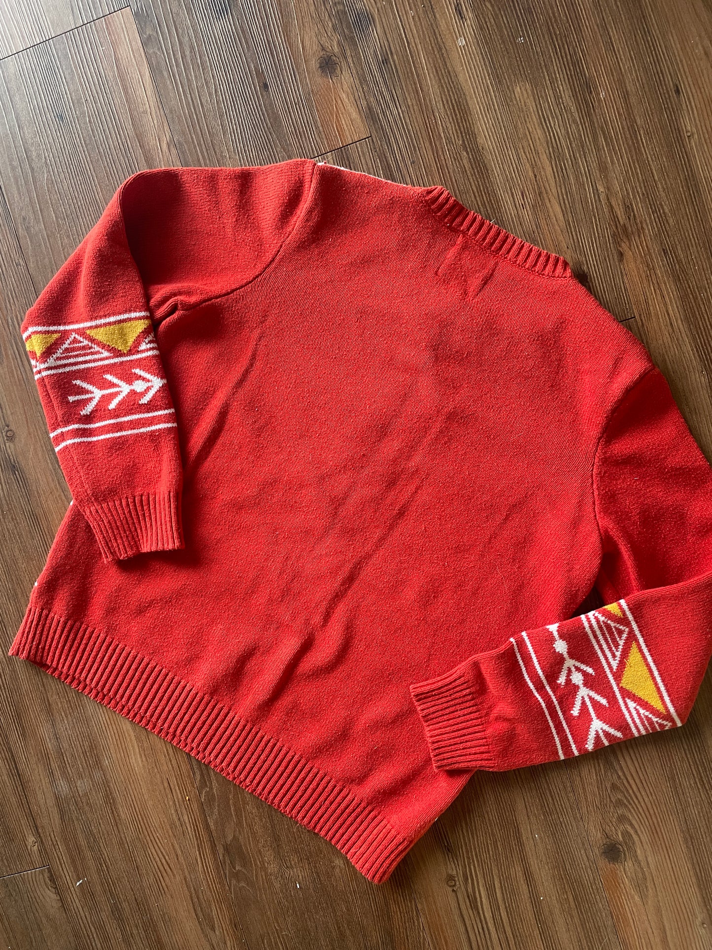 Small Women’s Red Cotton & Rye Southwestern Geometric Thunderbird Sweater