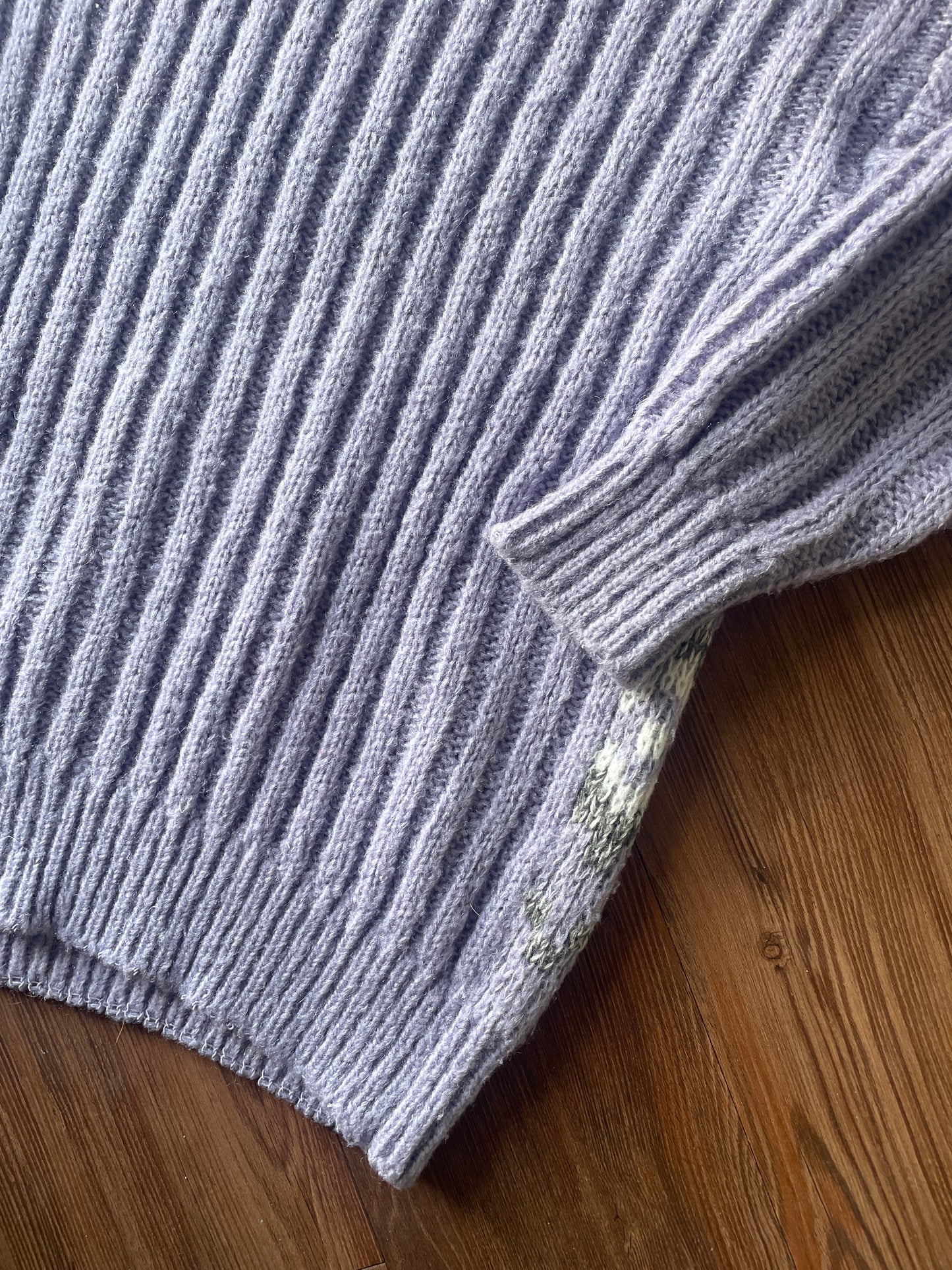 Medium Women’s Changes Vintage 80s Pastel Purple, Gray, and White Sweater