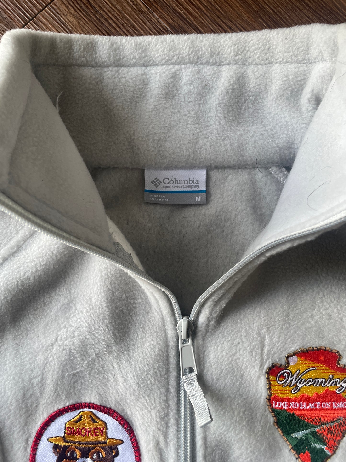 Medium Women's Columbia Jacket with Sewn-On Outdoor Patches