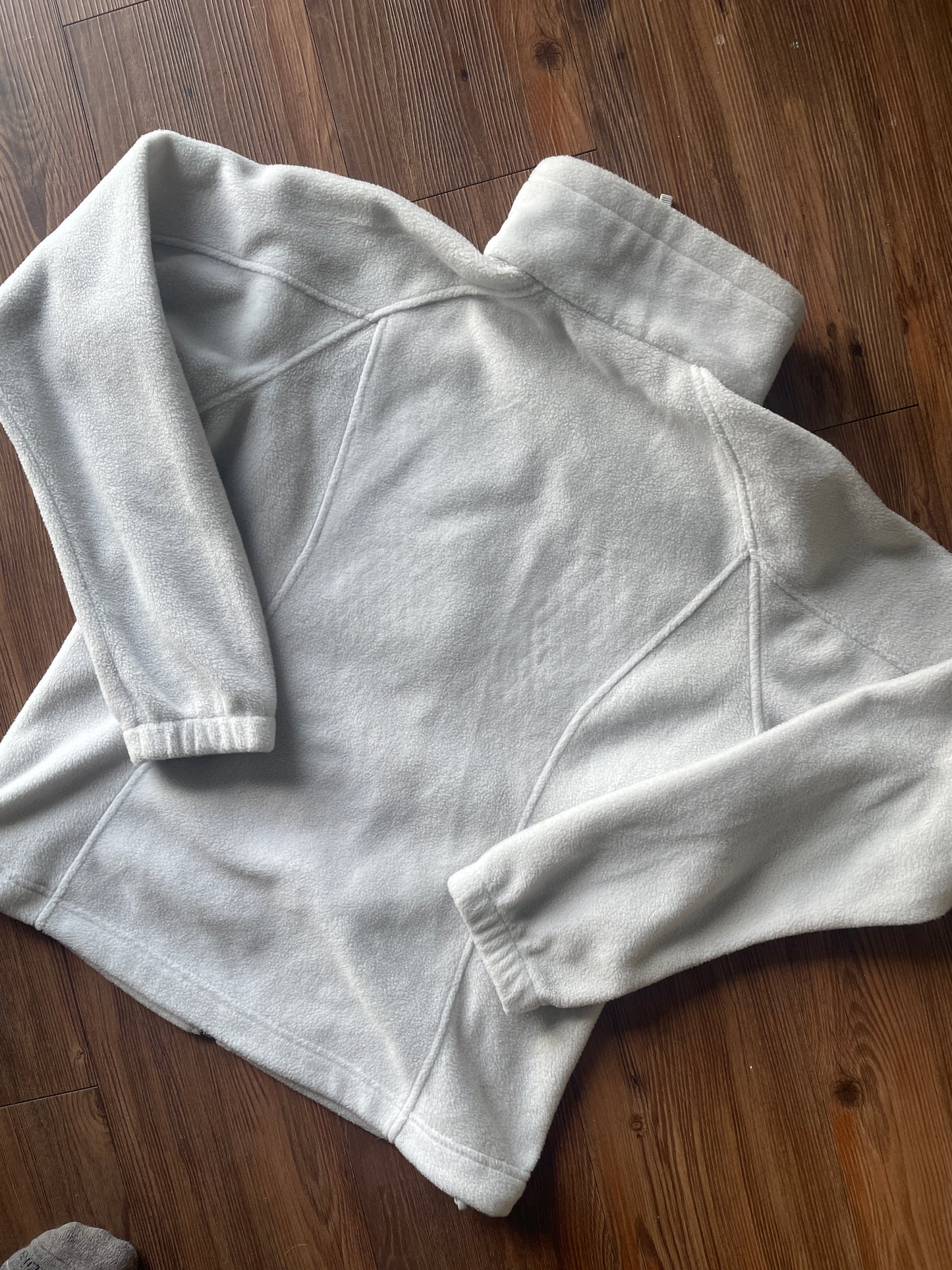 Medium Women's Columbia Jacket with Sewn-On Outdoor Patches