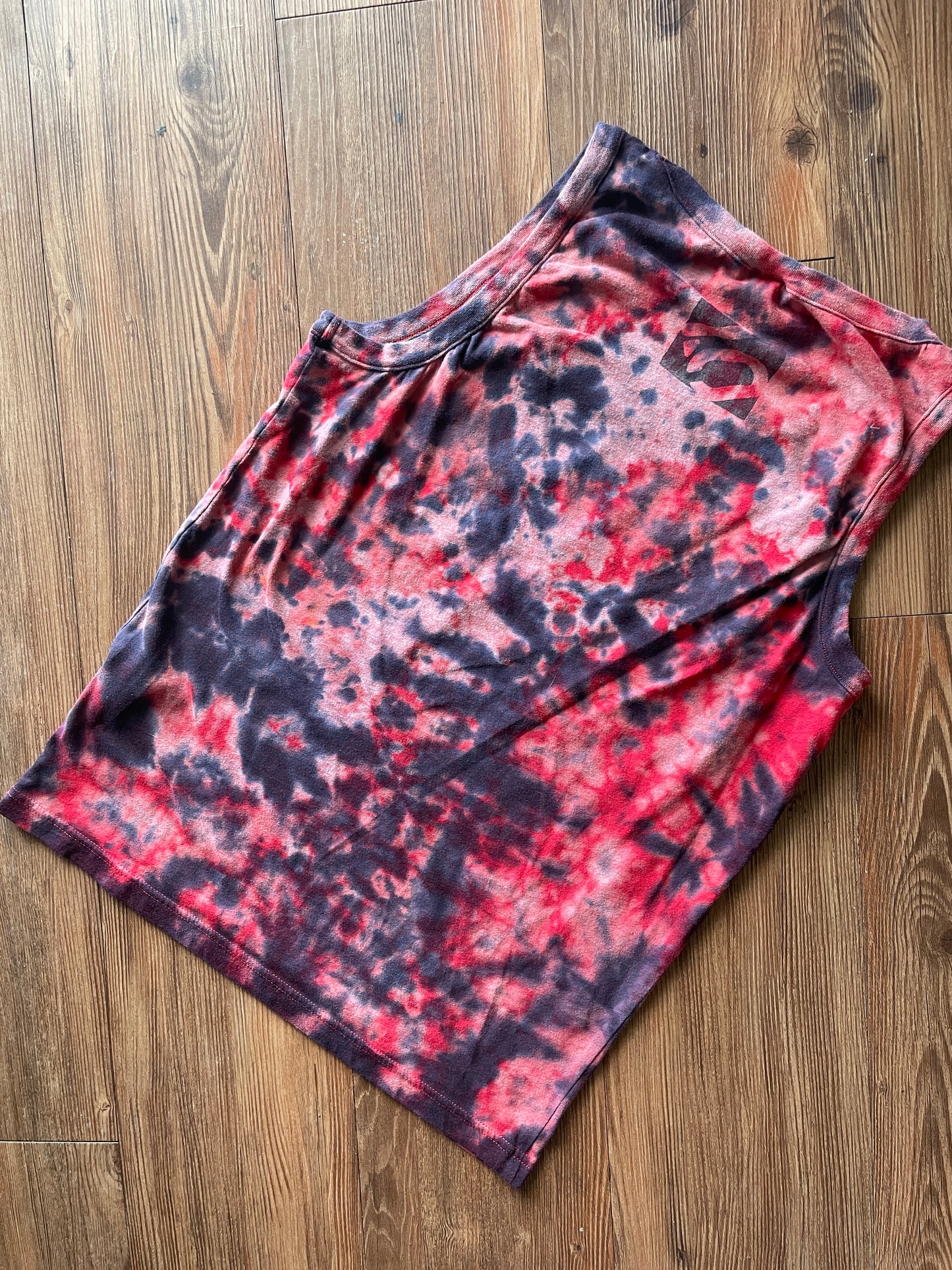 MEDIUM Men’s Five Ten Climbing Tie Dye Tank Top | Red and Black Crumpled Reverse Tie Dye Sleeveless Top