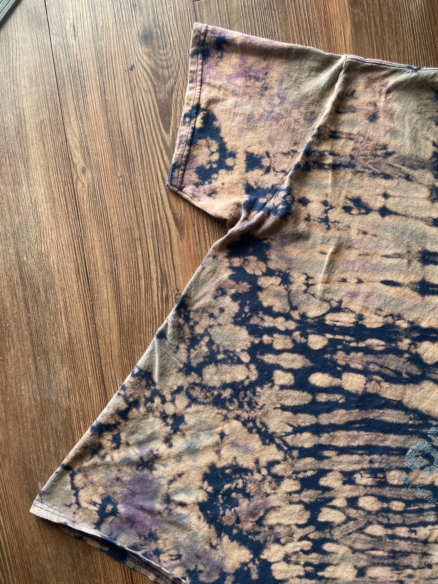 LARGE Men’s Just Keep Climbing Reverse Tie Dye T-Shirt | Blue and Brown Crumpled Bleach Dye Short Sleeve Top