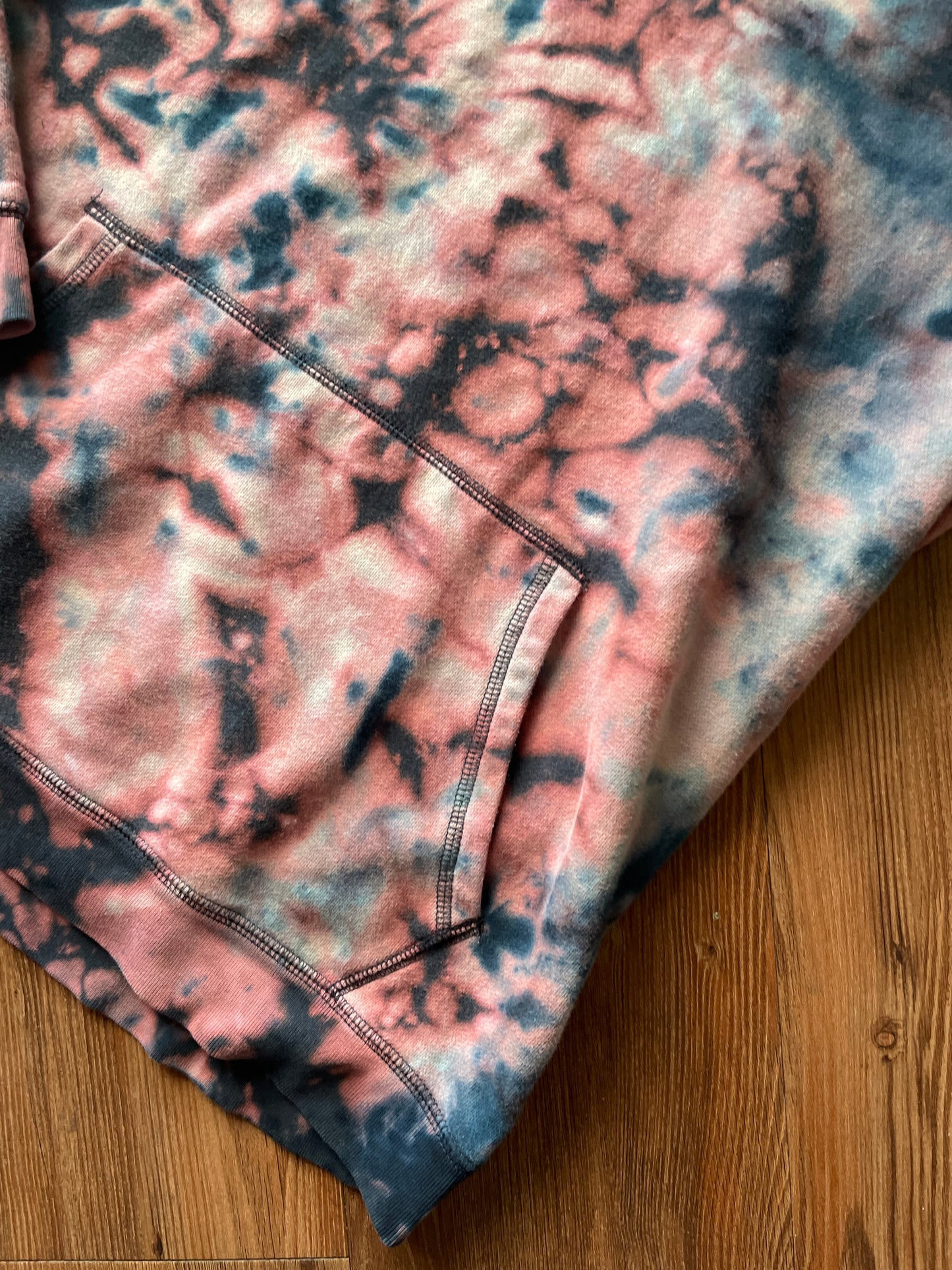 MEDIUM Women's Land's End Shades of Blue Galaxy Reverse Tie Dye Hoodie