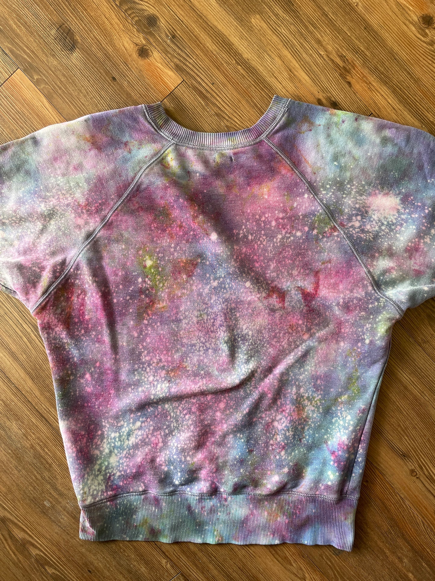 Small Women’s aerie Galaxy Tie Dye Sweatshirt | Pastel Purple Ice Dye Long Sleeve Sweatshirt