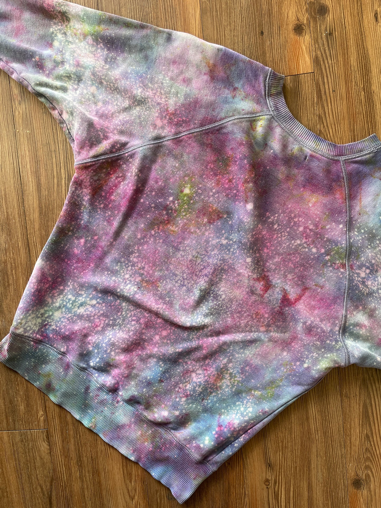 Small Women’s aerie Galaxy Tie Dye Sweatshirt | Pastel Purple Ice Dye Long Sleeve Sweatshirt