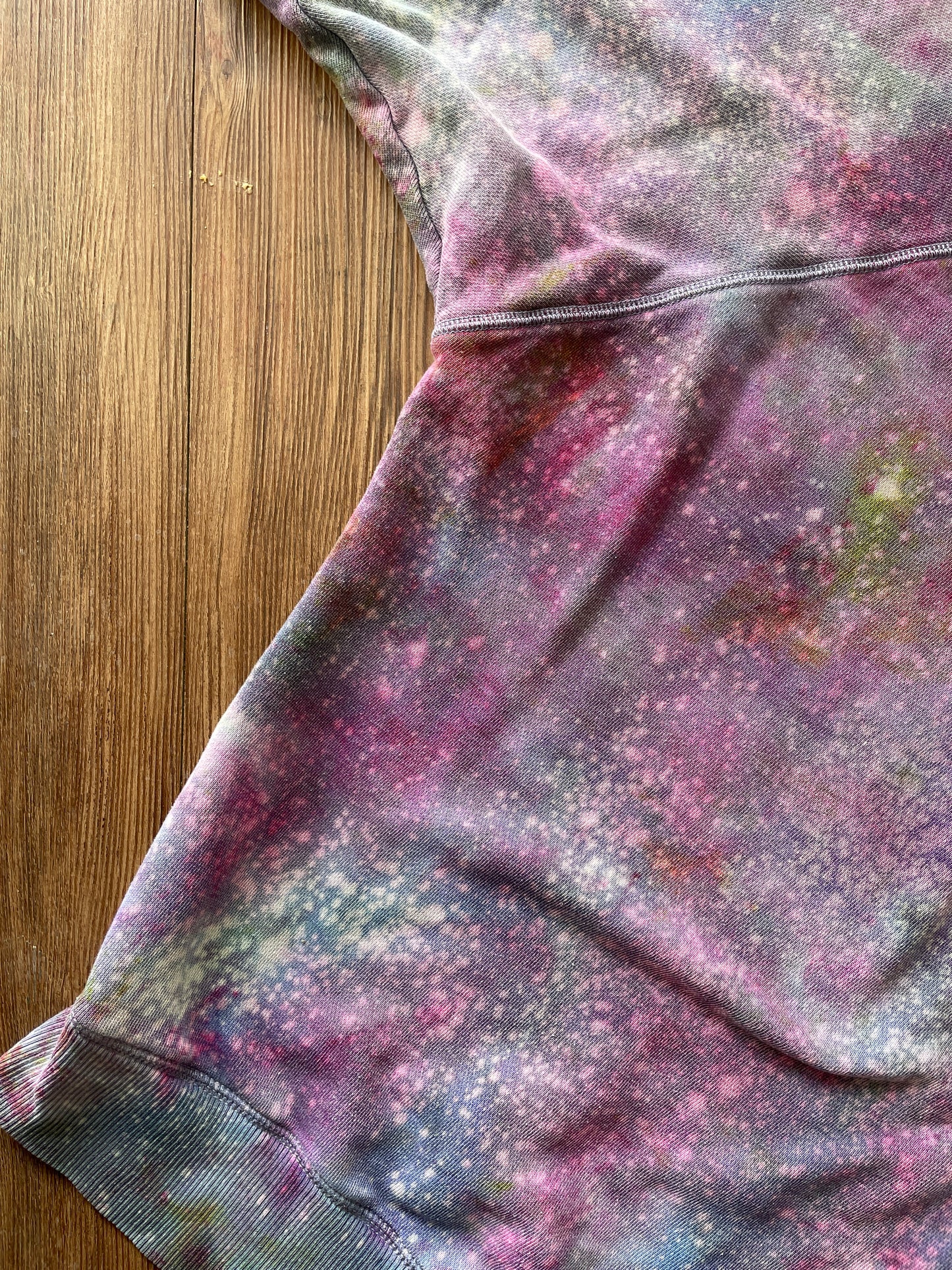 Small Women’s aerie Galaxy Tie Dye Sweatshirt | Pastel Purple Ice Dye Long Sleeve Sweatshirt