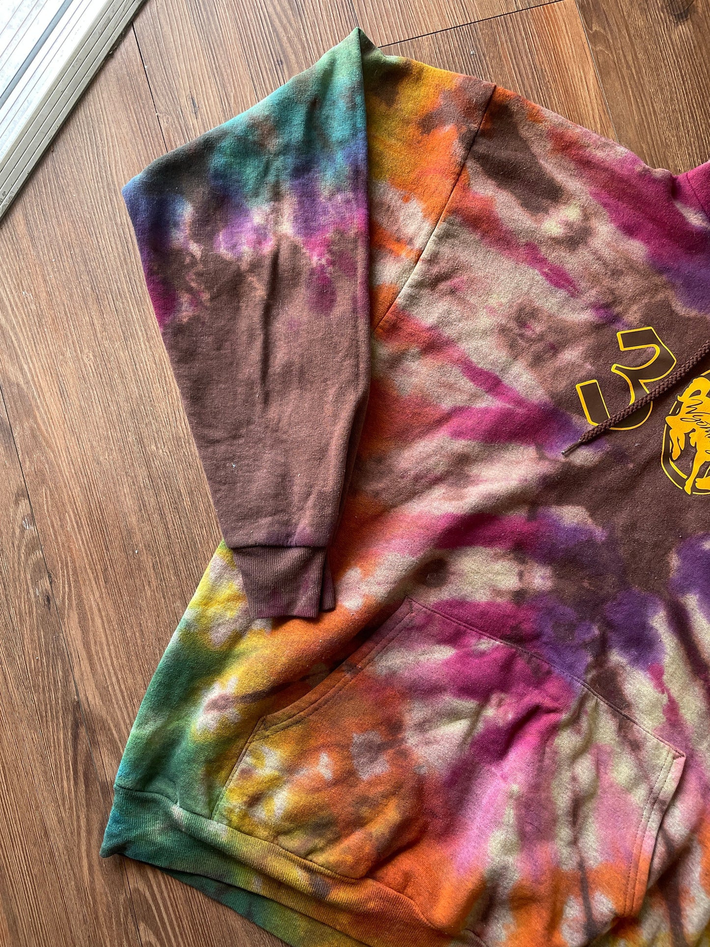 307 Wyoming Handmade Reverse Tie Dye Hoodie | UW Cowboys Bleach Dye Long Sleeve Top Unisex Size Large