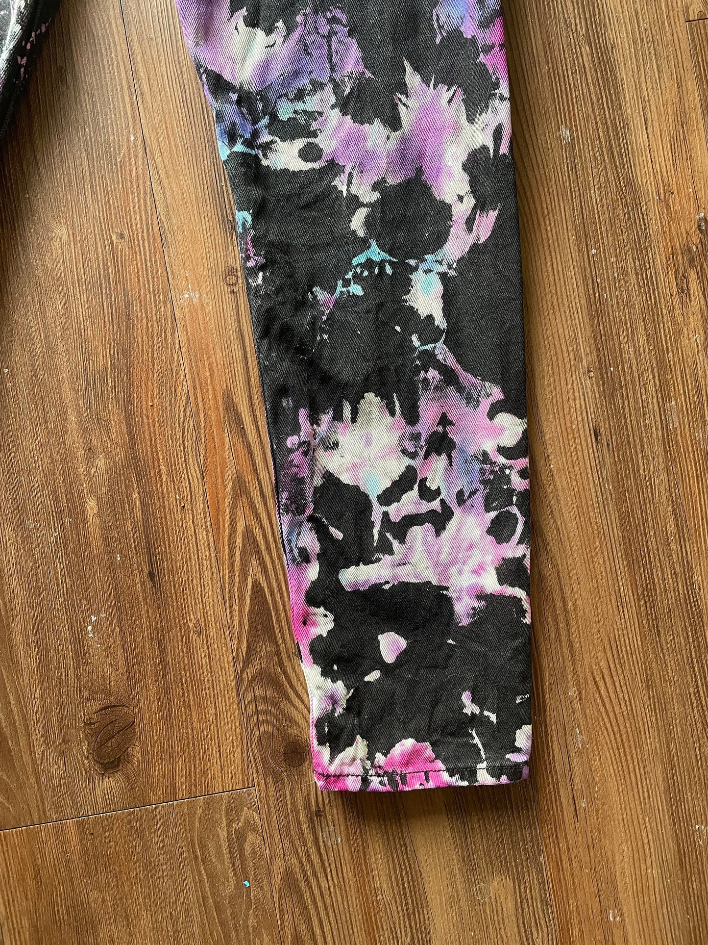 Black Bleach Dyed American Eagle Ripped Mom Jeans | Pink Purple Reverse Tie Dye Pants with Holes | Women's Size 4 | Handmade & Thrifted