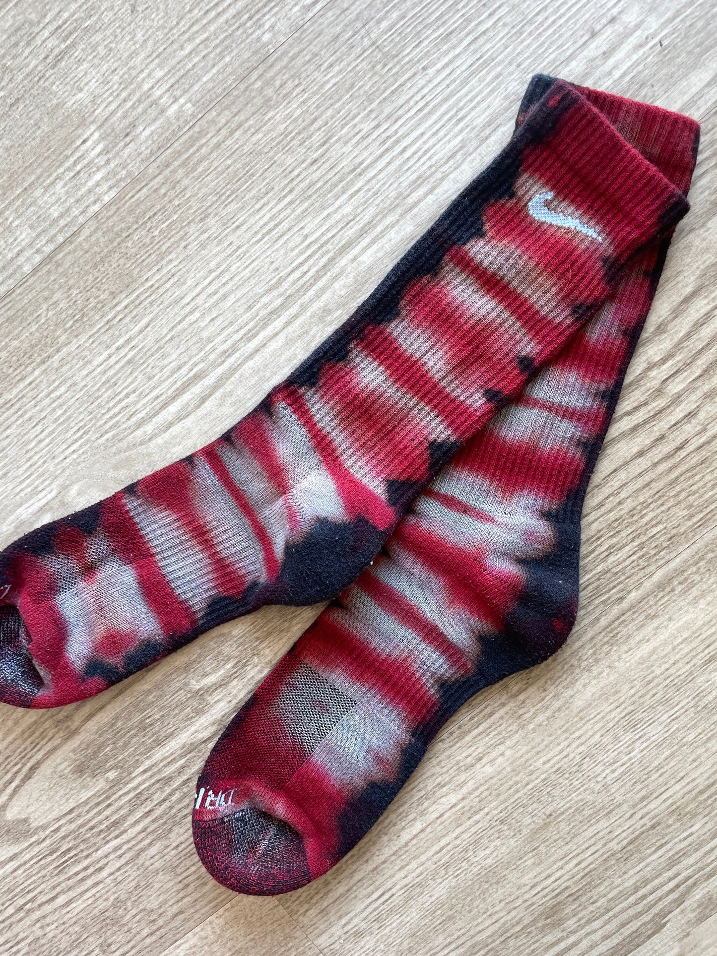 NIKE Christmas Socks Hand Tie Dyed Red, Green, and Black Nike Dri-FIT Everyday Plus Crew Training Socks - Size Large (Men's 8-12/Women's 10-13)