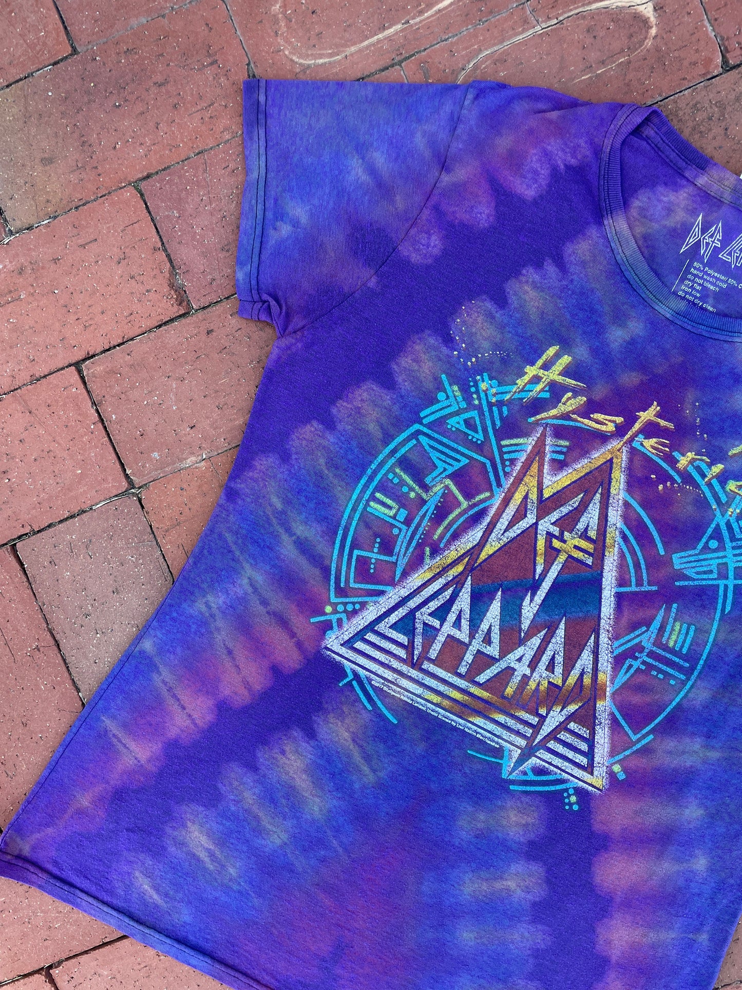 Medium Women's Def Leppard High Voltage Reverse Tie Dye Short Sleeve T-Shirt | One-Of-a-Kind Upcycled Purple and Pink Pleated Graphic Tee