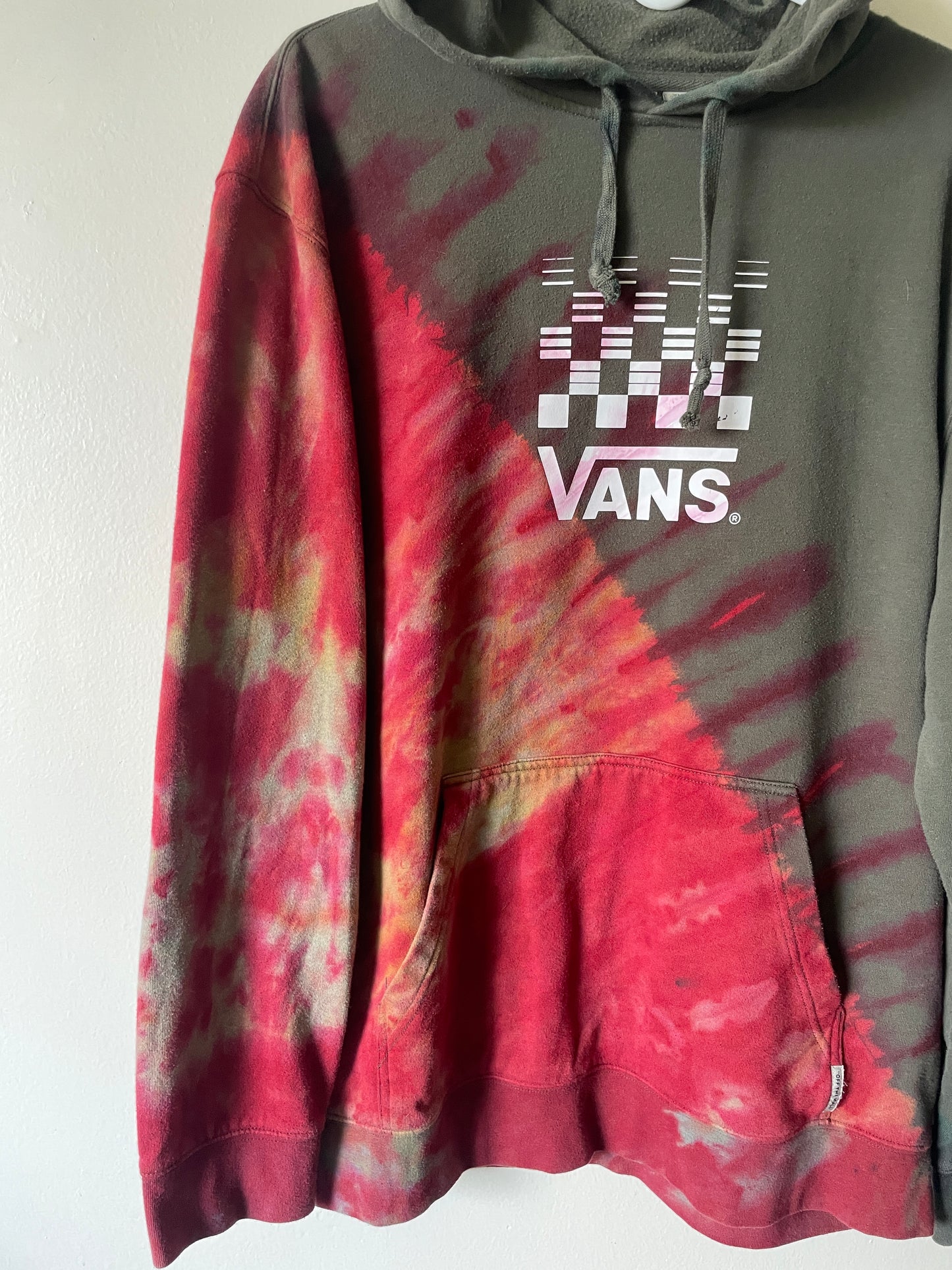 XL Men's Vans Checkerboard Half-and-Half Reverse Tie Dye Long Sleeve Hoodie | One-Of-a-Kind Upcycled Olive Green and Red Sweatshirt