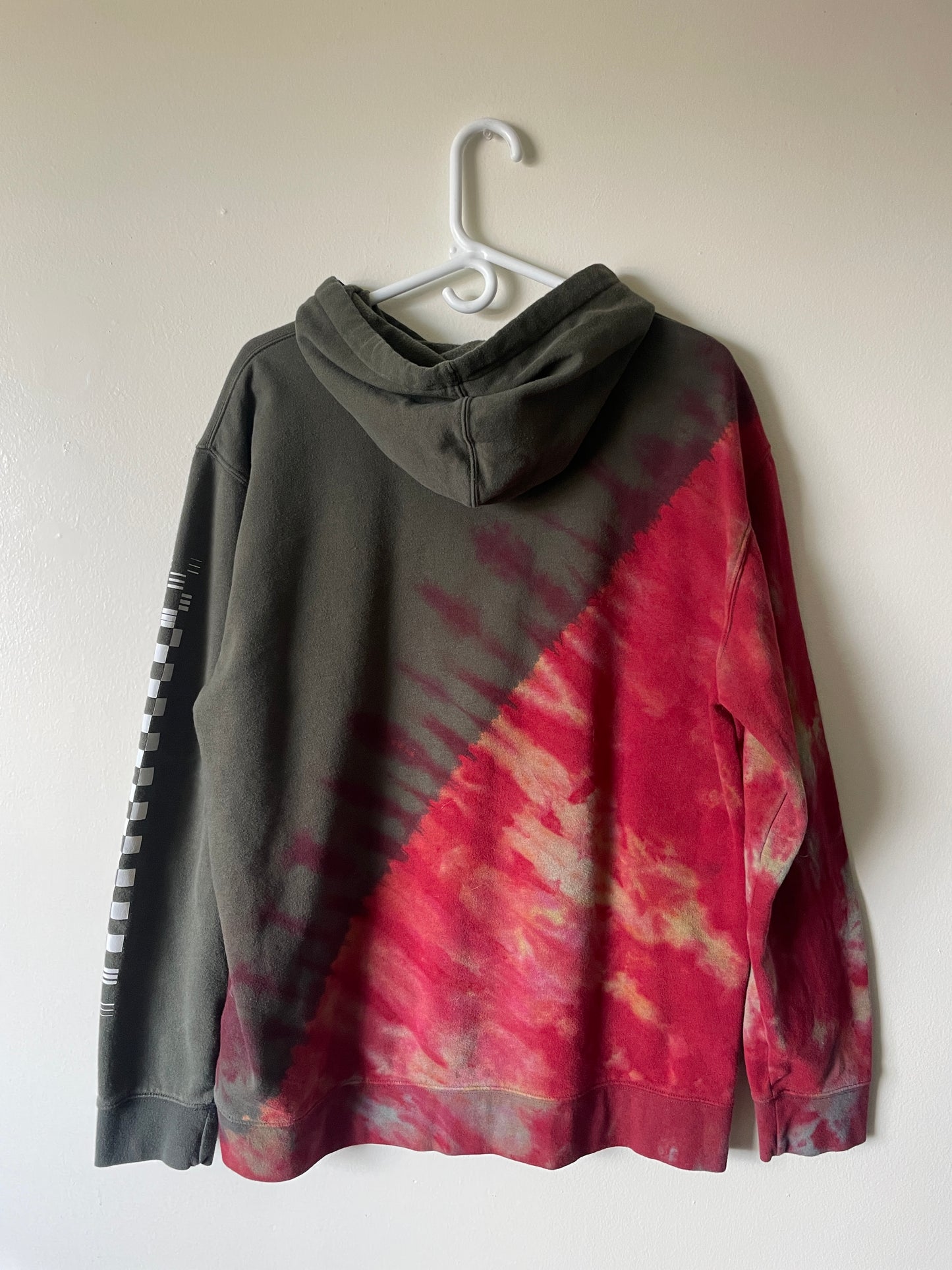 XL Men's Vans Checkerboard Half-and-Half Reverse Tie Dye Long Sleeve Hoodie | One-Of-a-Kind Upcycled Olive Green and Red Sweatshirt