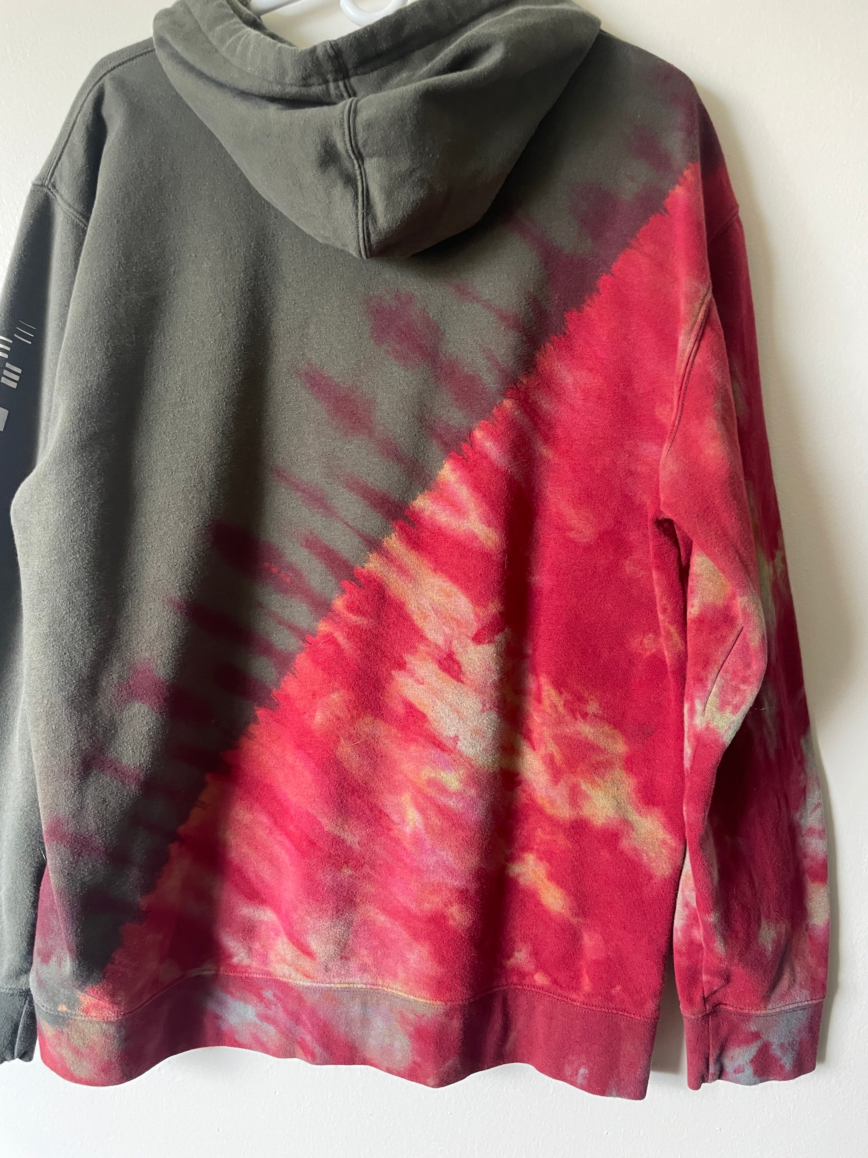 XL Men's Vans Checkerboard Half-and-Half Reverse Tie Dye Long Sleeve Hoodie | One-Of-a-Kind Upcycled Olive Green and Red Sweatshirt