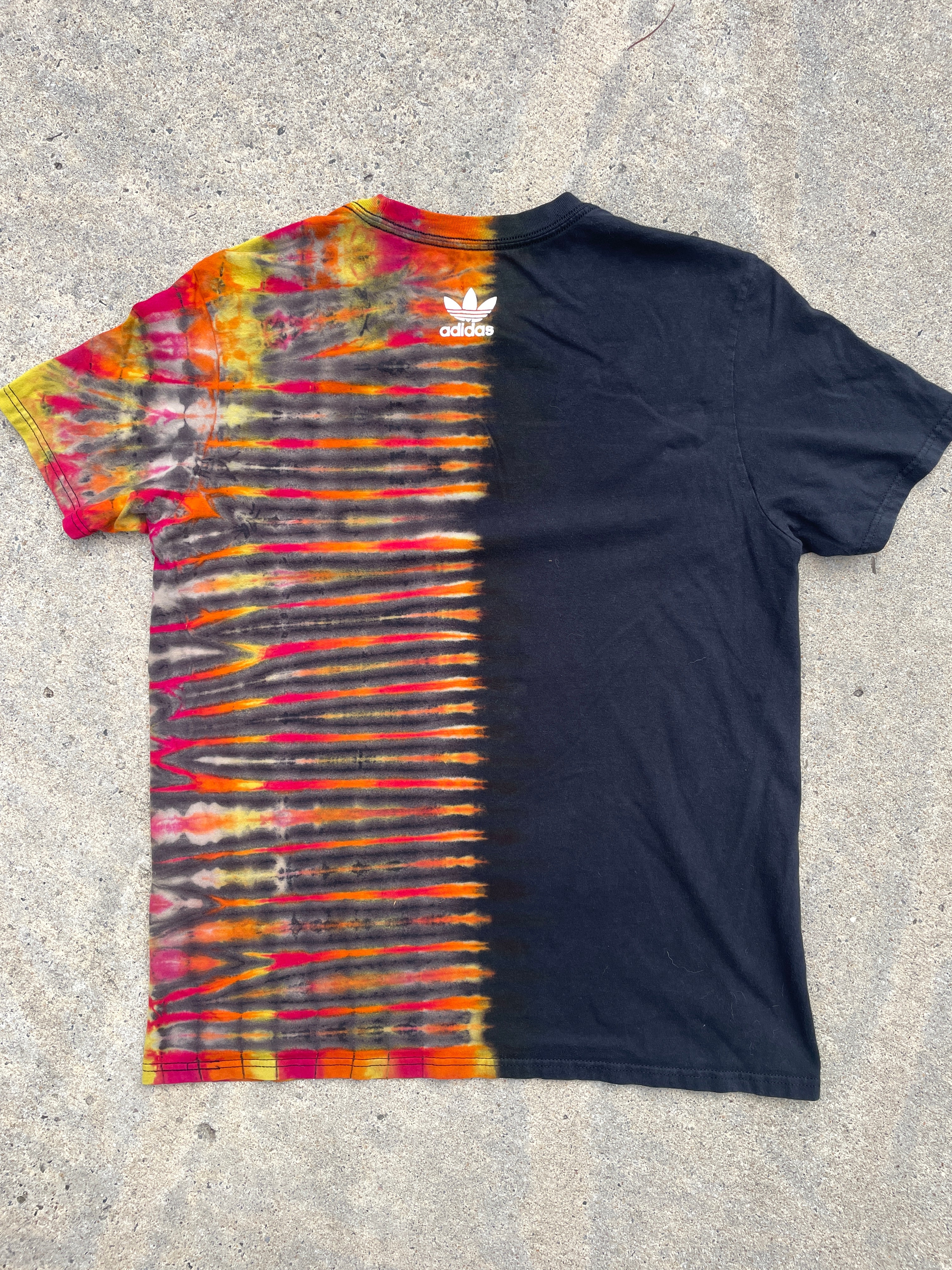 adidas Originals Pink, Orange, and Black Short Sleeve Tie Dye T-Shirt | Men's Medium